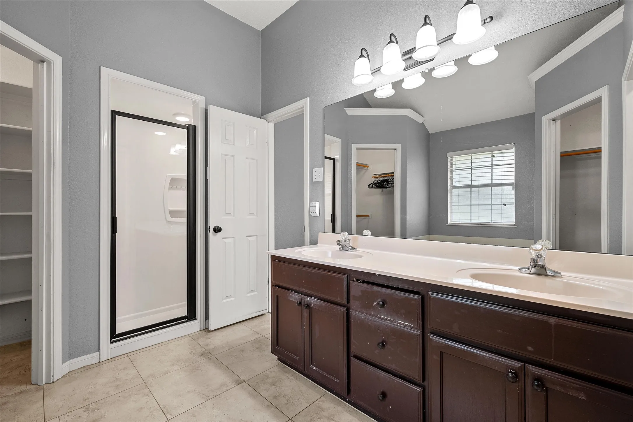 Single Family Residence For Sale in Mc Lennan County , 10604 Sierra West Drive, Waco, Texas 76712, 4 Bedrooms, 2 Bathrooms, 2 Garage spaces, 1,708 Sqft, built in 1995, Price $319,900, mls#21310127, Real Estate Agent in Waco, Homes For Sale in Mc Lennan county, Homes For Sale in Waco, Realtor in Waco Texas, Real Estate Brokerage Independent Realty Texas, Luminita Cordes Realtor