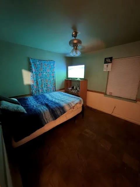 Single Family Residence For Sale in Dallas County , 430 W Phillips Court, Grand Prairie, Texas 75051, 3 Bedroom, 1 Bathroom, 1 Garage spaces, 1,074 Sqft, built in 1956, mls#21310610, Real Estate Agent in Grand Prairie, Homes For Sale in Dallas county, Homes For Sale in Grand Prairie, Realtor in Grand Prairie Texas, Real Estate Brokerage Independent Realty Texas, Luminita Cordes Realtor