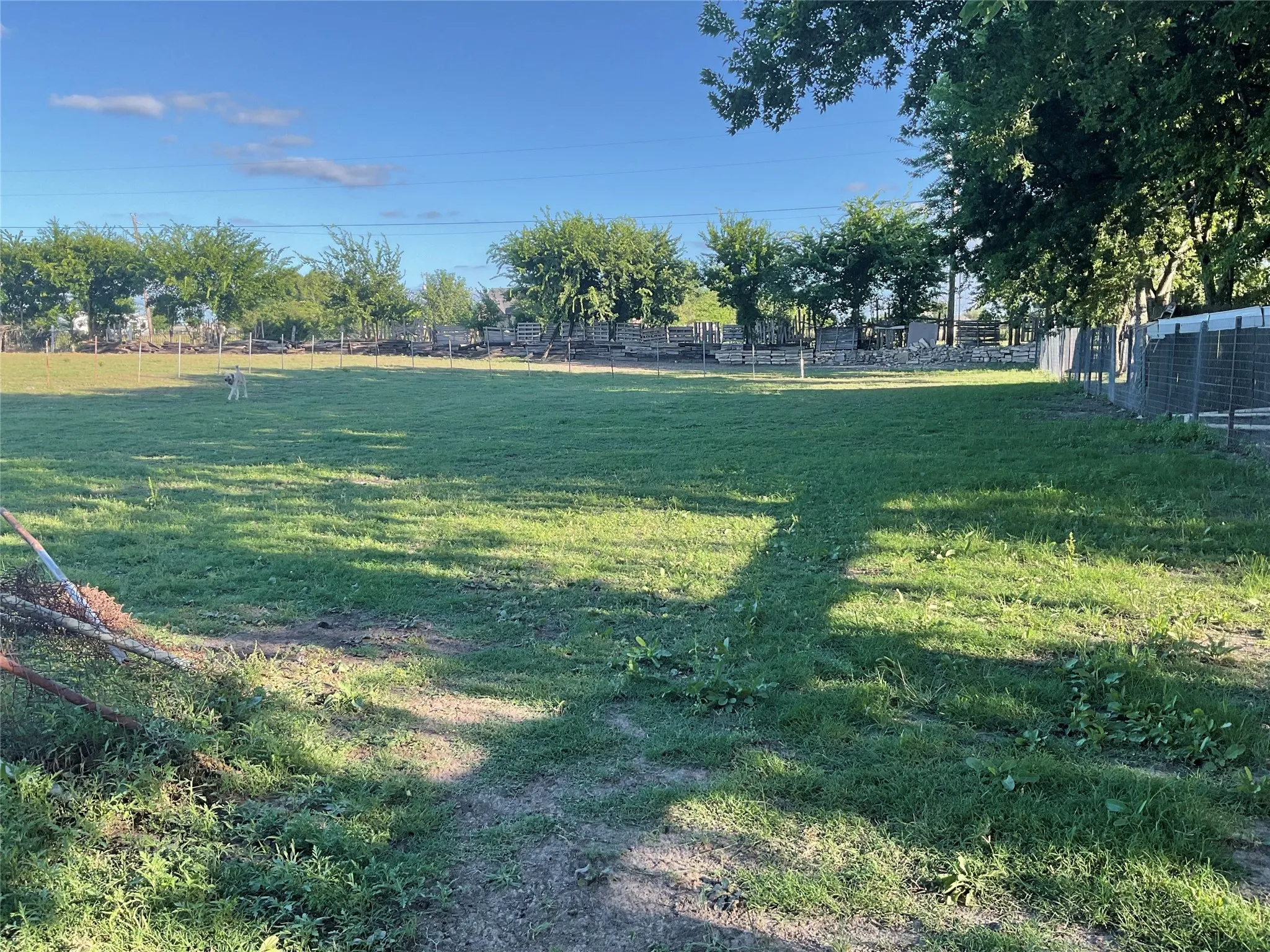 Single Family Residence For Sale in Hunt County , 5602 County Road 2526, Royse City, Texas 75189, 3 Bedroom, 2 Bathroom, 2 Garage spaces, 1,600 Sqft, built in 1986, mls#21307884, Real Estate Agent in Royse City, Homes For Sale in Hunt county, Homes For Sale in Royse City, Realtor in Royse City Texas, Real Estate Brokerage Independent Realty Texas, Luminita Cordes Realtor