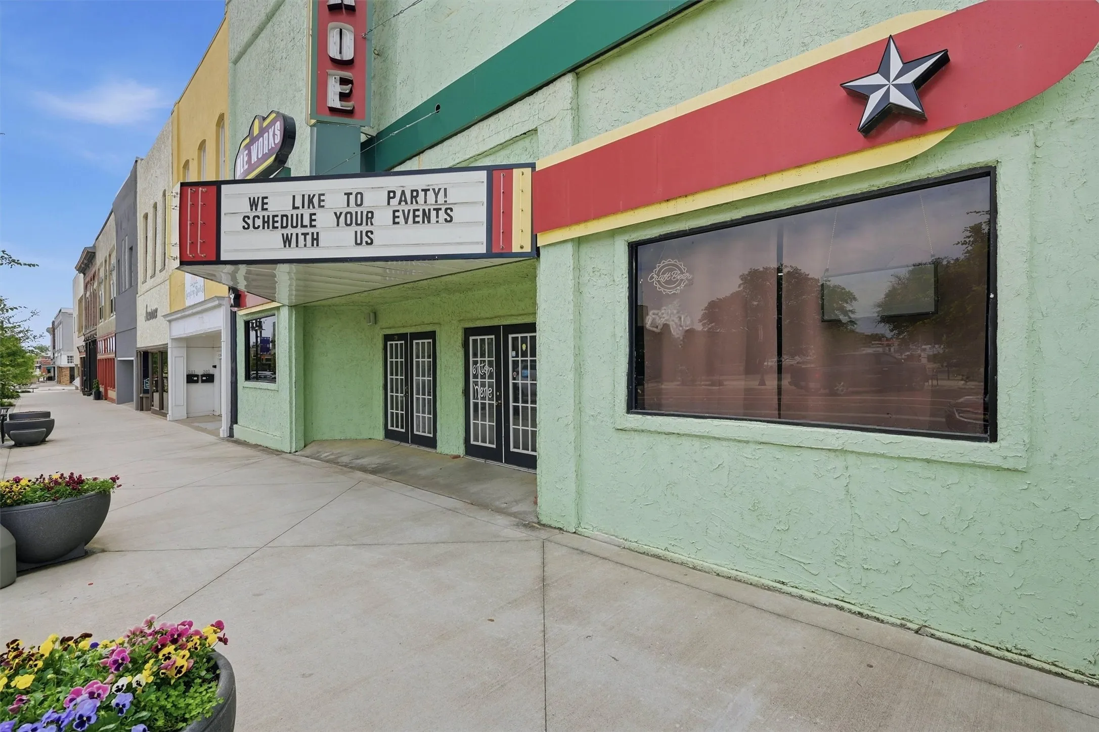 Business For Sale in Grayson County , 216 W Main Street, Denison, Texas 75020, 0, 0, Garage spaces, 0 Sqft, built in 1900, Price $800,000, mls#21309331, Real Estate Agent in Denison, Homes For Sale in Grayson county, Homes For Sale in Denison, Realtor in Denison Texas, Real Estate Brokerage Independent Realty Texas, Luminita Cordes Realtor