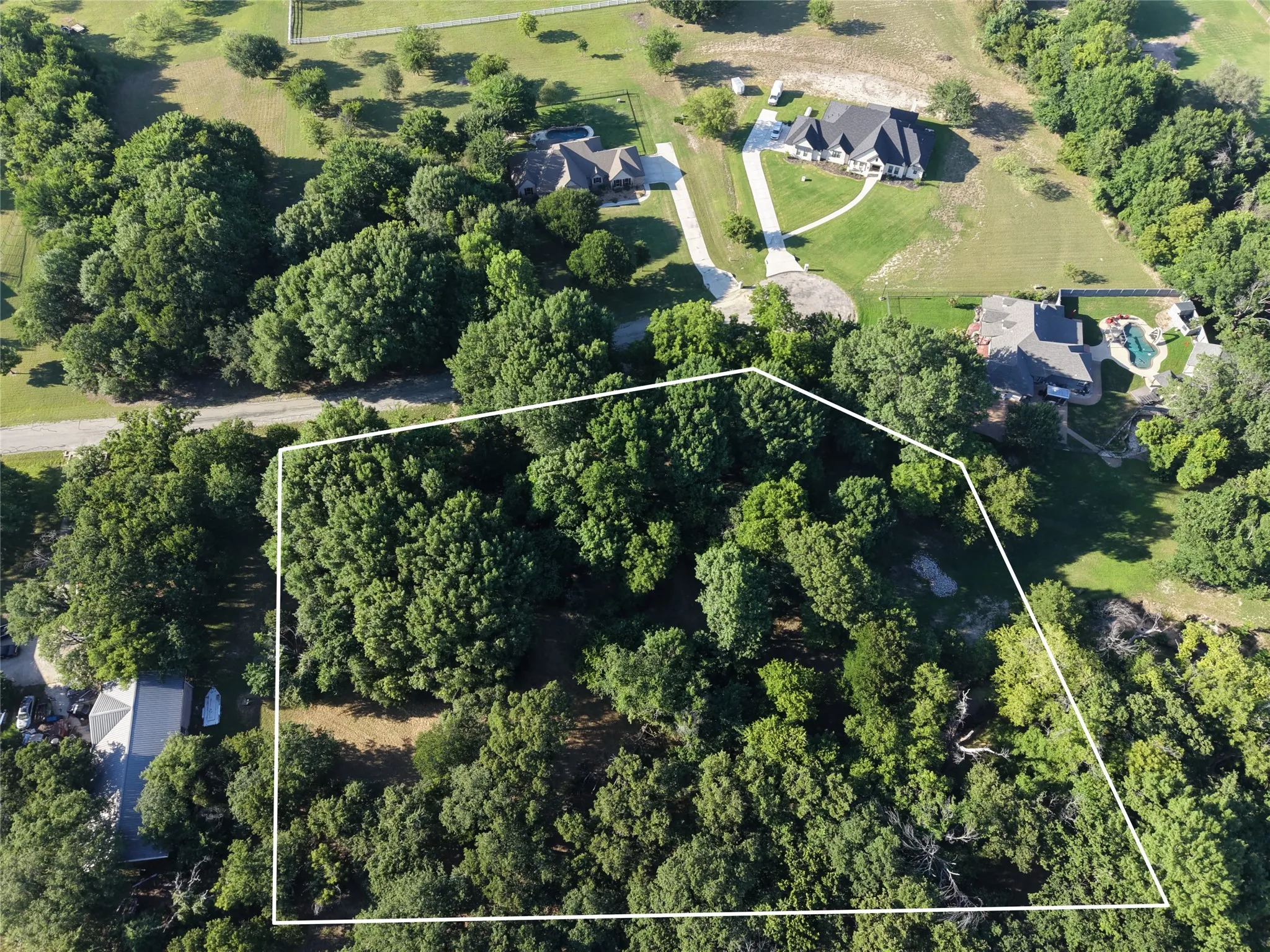 Single Family Residence For Sale in Parker County , 120 Lariat Court, Azle, Texas 76020, 0, 0, Garage spaces, 0 Sqft, built in 0, Price $220,000, mls#21302859, Real Estate Agent in Azle, Homes For Sale in Parker county, Homes For Sale in Azle, Realtor in Azle Texas, Real Estate Brokerage Independent Realty Texas, Luminita Cordes Realtor