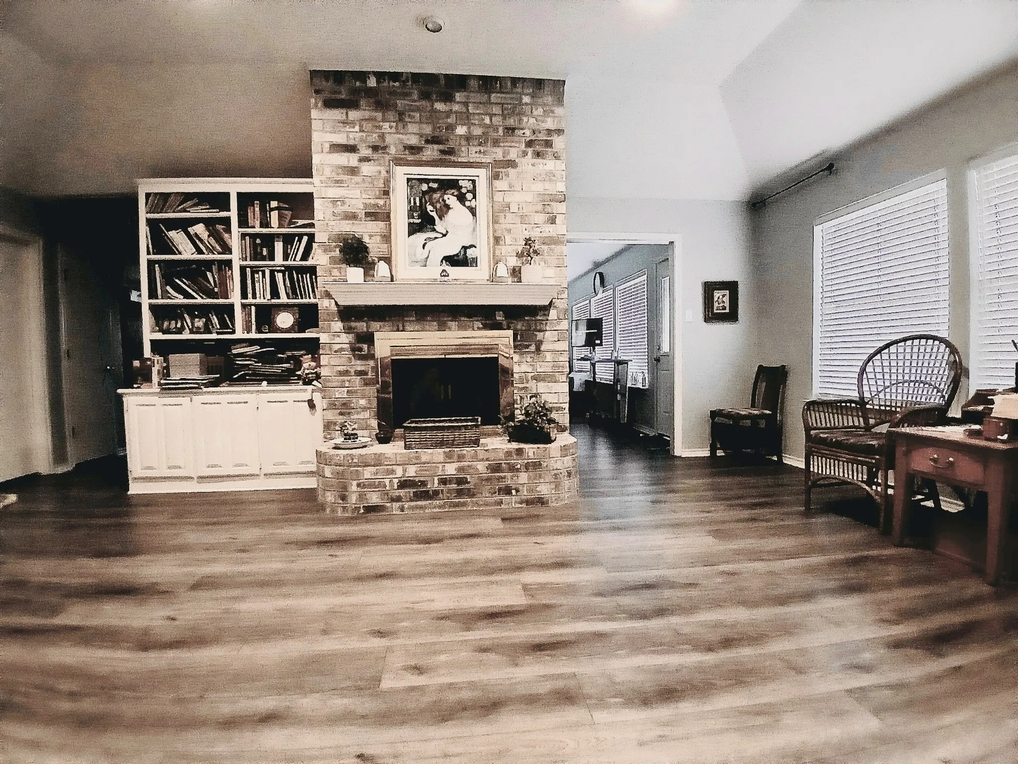 Single Family Residence For Sale in Wise County , 357 Kellys Circle, Runaway Bay, Texas 76426, 4 Bedroom, 3 Bathroom, 2 Garage spaces, 3,140 Sqft, built in 1992, mls#21310632, Real Estate Agent in Runaway Bay, Homes For Sale in Wise county, Homes For Sale in Runaway Bay, Realtor in Runaway Bay Texas, Real Estate Brokerage Independent Realty Texas, Luminita Cordes Realtor