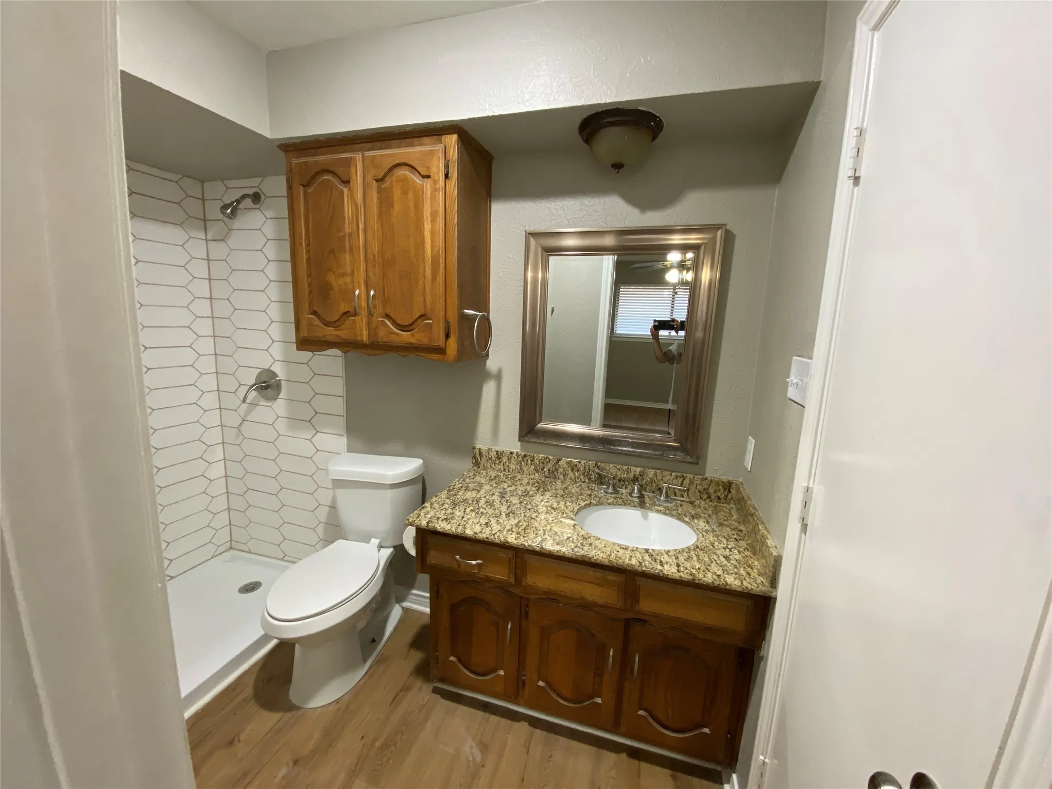 Single Family Residence For Rent in Rockwall County , 307 Wildwood Lane, Rockwall, Texas 75087, 3 Bedroom, 2 Bathroom, 2 Garage spaces, 1,740 Sqft, built in 1985, mls#21310686, Real Estate Agent in Rockwall, Homes For Rent in Rockwall county, Homes For Rent in Rockwall, Realtor in Rockwall Texas, Real Estate Brokerage Independent Realty Texas, Luminita Cordes Realtor