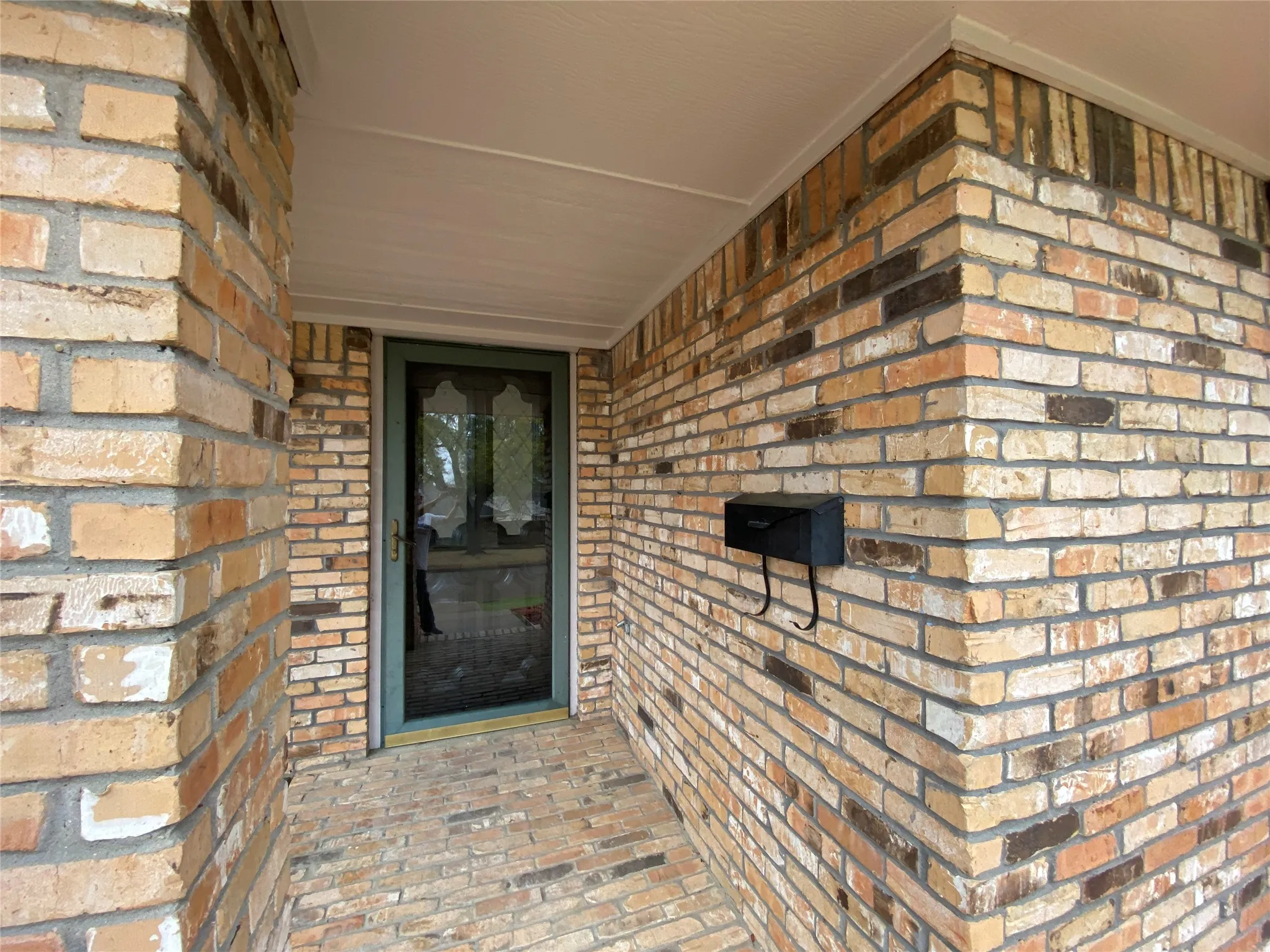 Single Family Residence For Rent in Rockwall County , 307 Wildwood Lane, Rockwall, Texas 75087, 3 Bedroom, 2 Bathroom, 2 Garage spaces, 1,740 Sqft, built in 1985, mls#21310686, Real Estate Agent in Rockwall, Homes For Rent in Rockwall county, Homes For Rent in Rockwall, Realtor in Rockwall Texas, Real Estate Brokerage Independent Realty Texas, Luminita Cordes Realtor
