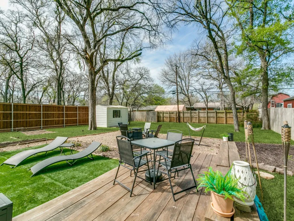 Single Family Residence For Sale in Tarrant County , 708 Oakwood Drive, Euless, Texas 76040, 4 Bedroom, 3 Bathroom, Garage spaces, 2,064 Sqft, built in 1959, mls#21309688, Real Estate Agent in Euless, Homes For Sale in Tarrant county, Homes For Sale in Euless, Realtor in Euless Texas, Real Estate Brokerage Independent Realty Texas, Luminita Cordes Realtor