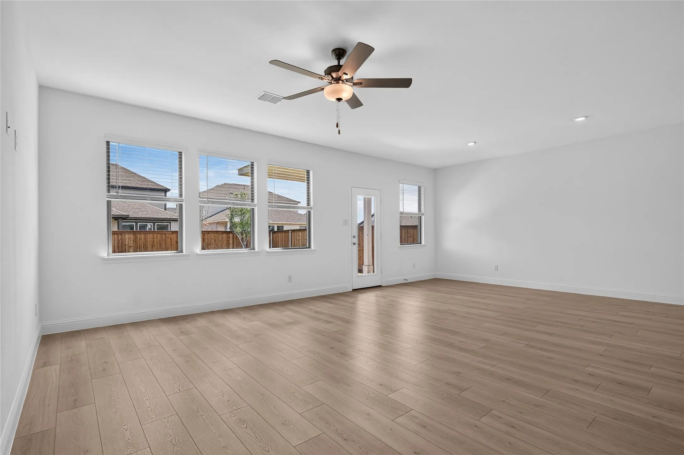 1433 Mustang Canyon Drive ~ Ready Now!