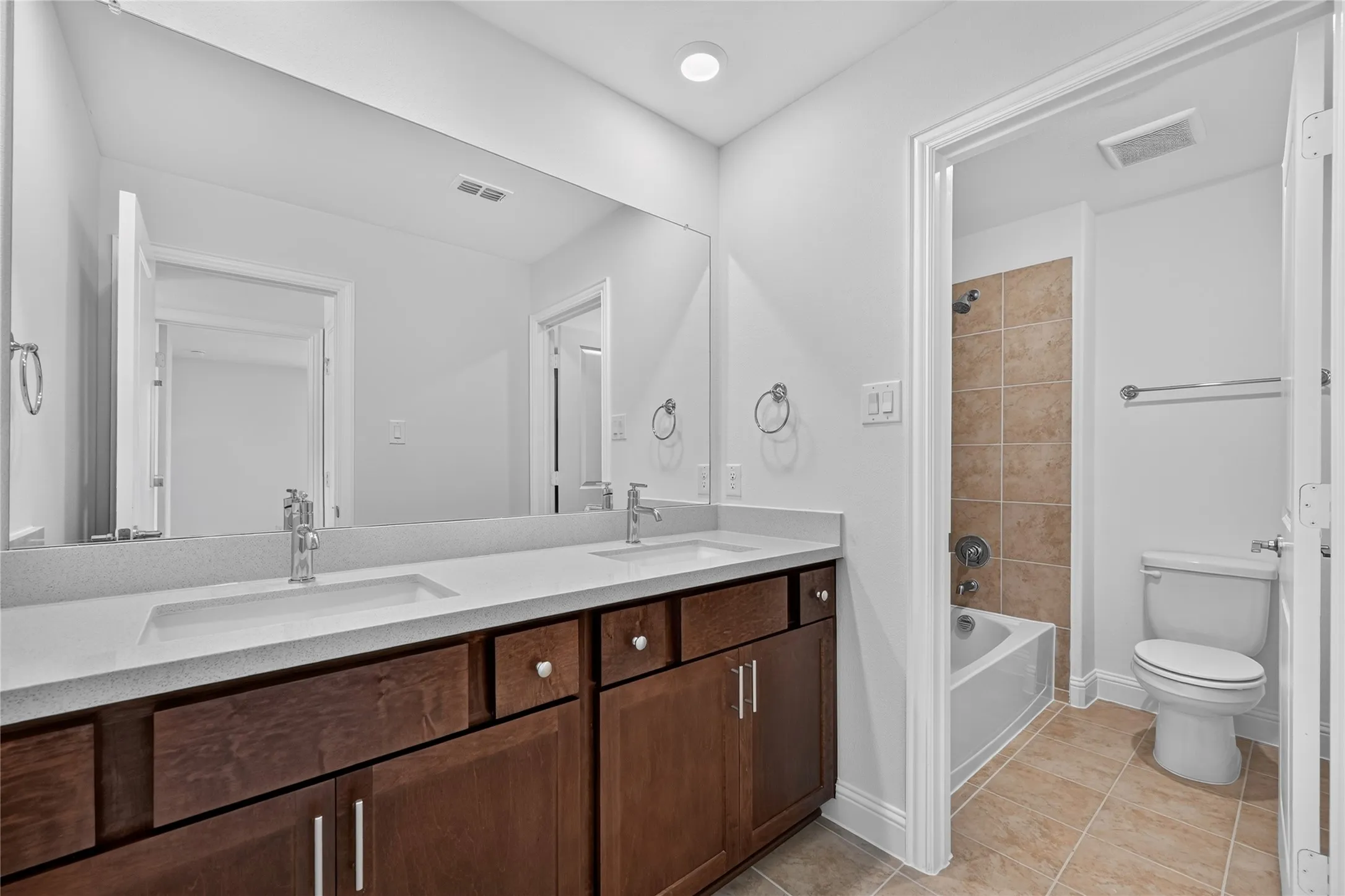 1433 Mustang Canyon Drive ~ Ready Now!