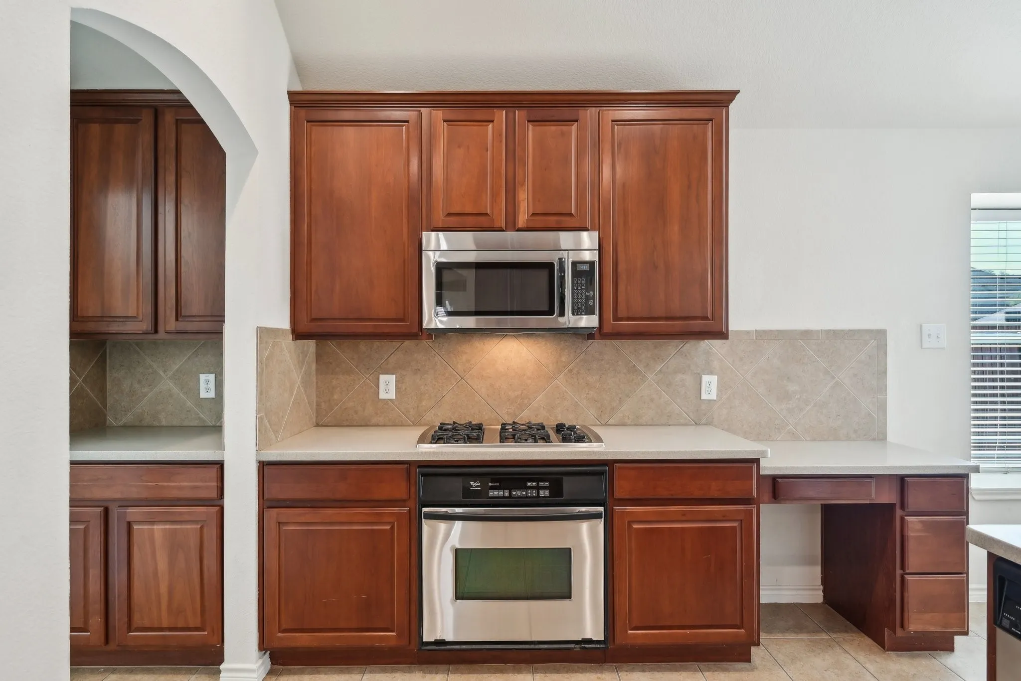 Single Family Residence For Rent in Denton County , 1280 Seymour Drive, Frisco, Texas 75033, 4 Bedroom, 2 Bathroom, 2 Garage spaces, 2,276 Sqft, built in 2005, mls#21310733, Real Estate Agent in Frisco, Homes For Rent in Denton county, Homes For Rent in Frisco, Realtor in Frisco Texas, Real Estate Brokerage Independent Realty Texas, Luminita Cordes Realtor