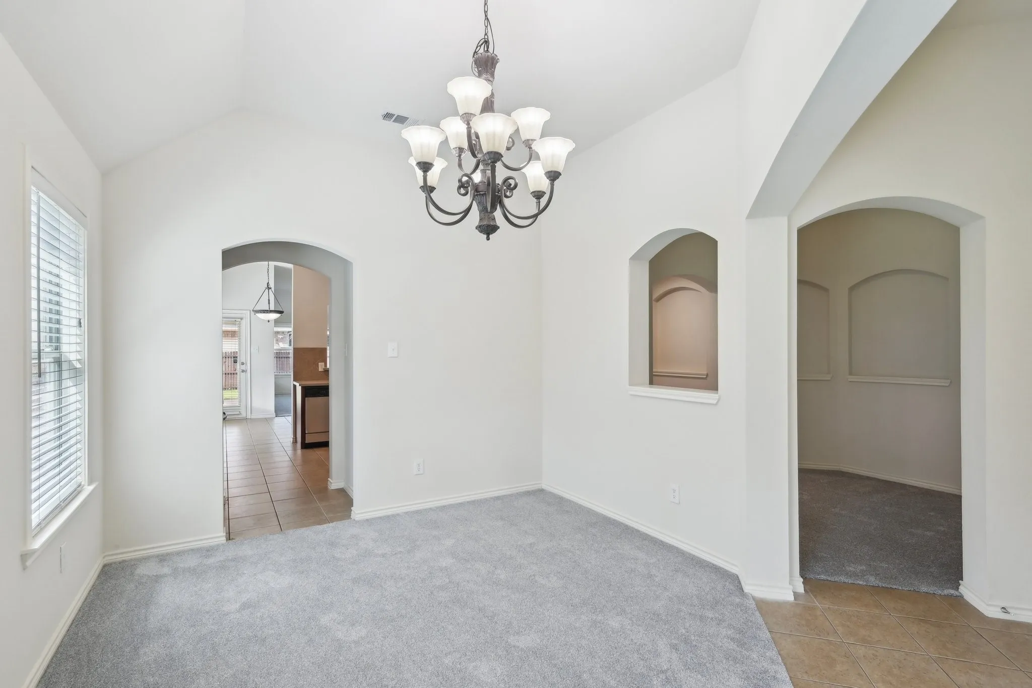 Single Family Residence For Rent in Denton County , 1280 Seymour Drive, Frisco, Texas 75033, 4 Bedroom, 2 Bathroom, 2 Garage spaces, 2,276 Sqft, built in 2005, mls#21310733, Real Estate Agent in Frisco, Homes For Rent in Denton county, Homes For Rent in Frisco, Realtor in Frisco Texas, Real Estate Brokerage Independent Realty Texas, Luminita Cordes Realtor