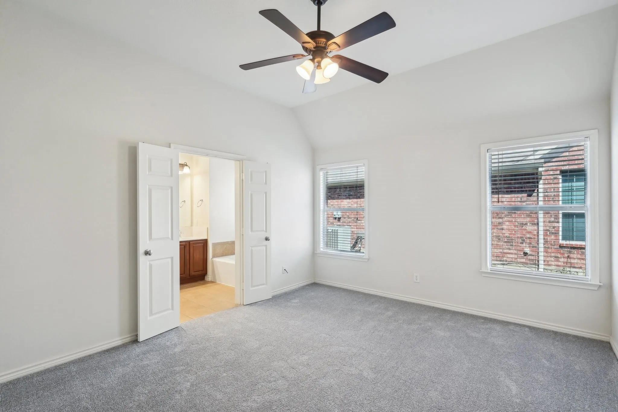 Single Family Residence For Rent in Denton County , 1280 Seymour Drive, Frisco, Texas 75033, 4 Bedroom, 2 Bathroom, 2 Garage spaces, 2,276 Sqft, built in 2005, mls#21310733, Real Estate Agent in Frisco, Homes For Rent in Denton county, Homes For Rent in Frisco, Realtor in Frisco Texas, Real Estate Brokerage Independent Realty Texas, Luminita Cordes Realtor