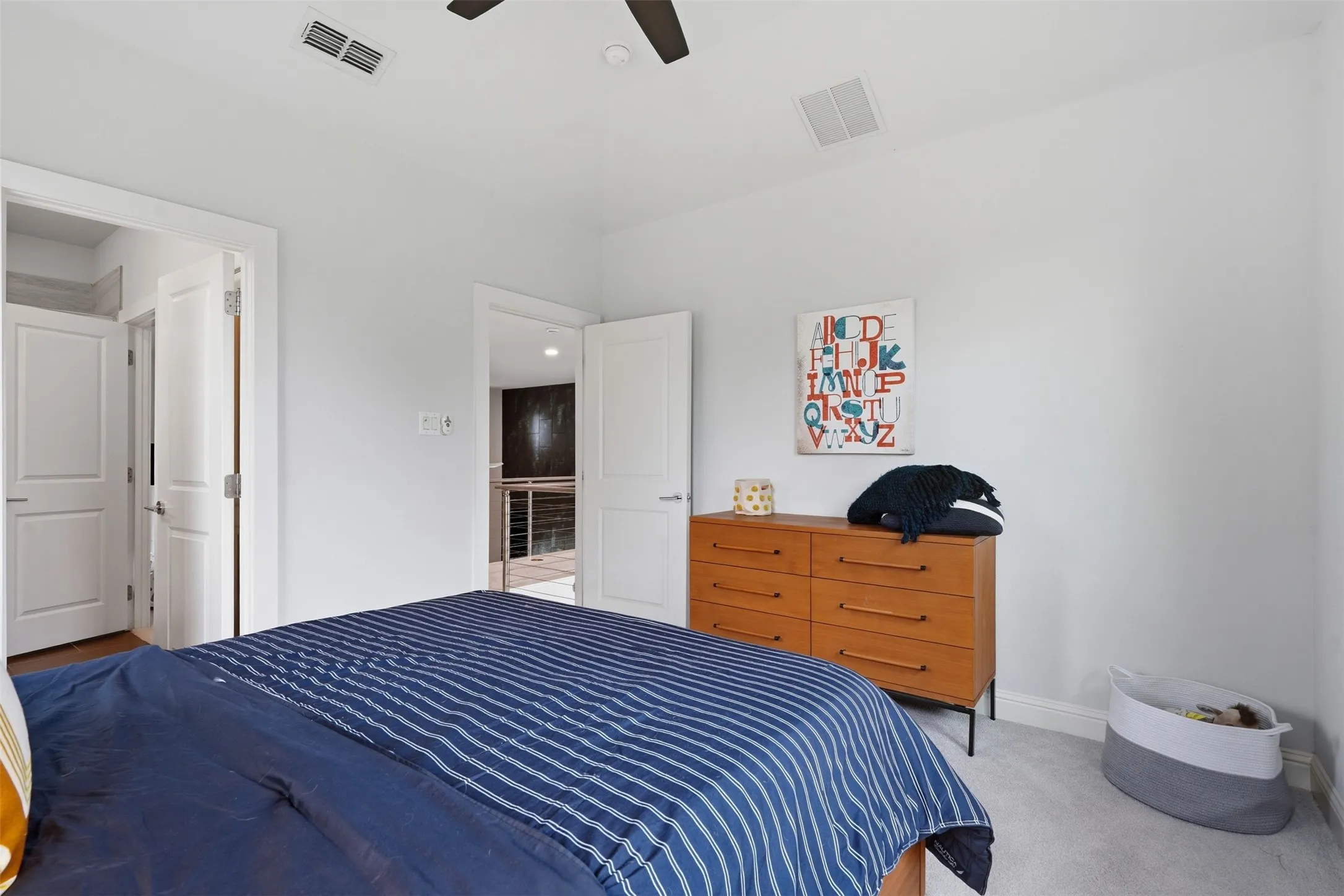 Single Family Residence For Sale in Dallas County , 6010 Belmont Avenue, Dallas, Texas 75206, 3 Bedroom, 4 Bathroom, 3 Garage spaces, 3,597 Sqft, built in 2014, mls#21291447, Real Estate Agent in Dallas, Homes For Sale in Dallas county, Homes For Sale in Dallas, Realtor in Dallas Texas, Real Estate Brokerage Independent Realty Texas, Luminita Cordes Realtor