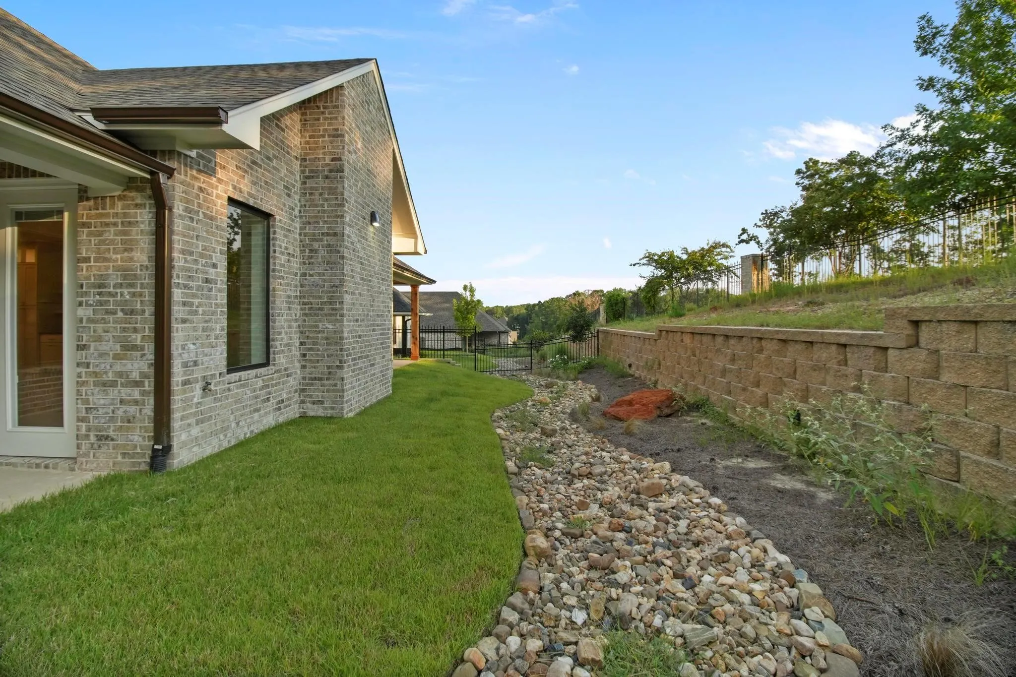 Single Family Residence For Sale in Smith County , 9244 Villas Court, Tyler, Texas 75703, 3 Bedroom, 3 Bathroom, 2 Garage spaces, 2,160 Sqft, built in 2025, mls#21310056, Real Estate Agent in Tyler, Homes For Sale in Smith county, Homes For Sale in Tyler, Realtor in Tyler Texas, Real Estate Brokerage Independent Realty Texas, Luminita Cordes Realtor