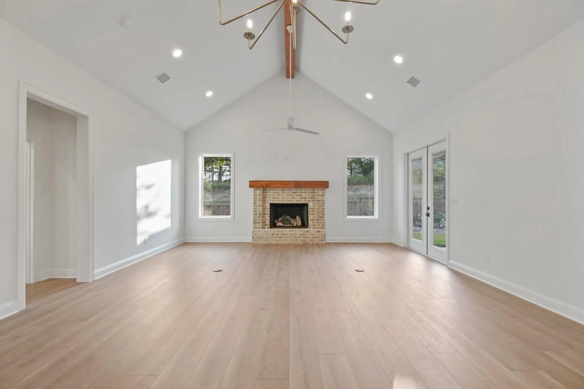 Single Family Residence For Sale in Smith County , 9244 Villas Court, Tyler, Texas 75703, 3 Bedroom, 3 Bathroom, 2 Garage spaces, 2,160 Sqft, built in 2025, mls#21310056, Real Estate Agent in Tyler, Homes For Sale in Smith county, Homes For Sale in Tyler, Realtor in Tyler Texas, Real Estate Brokerage Independent Realty Texas, Luminita Cordes Realtor