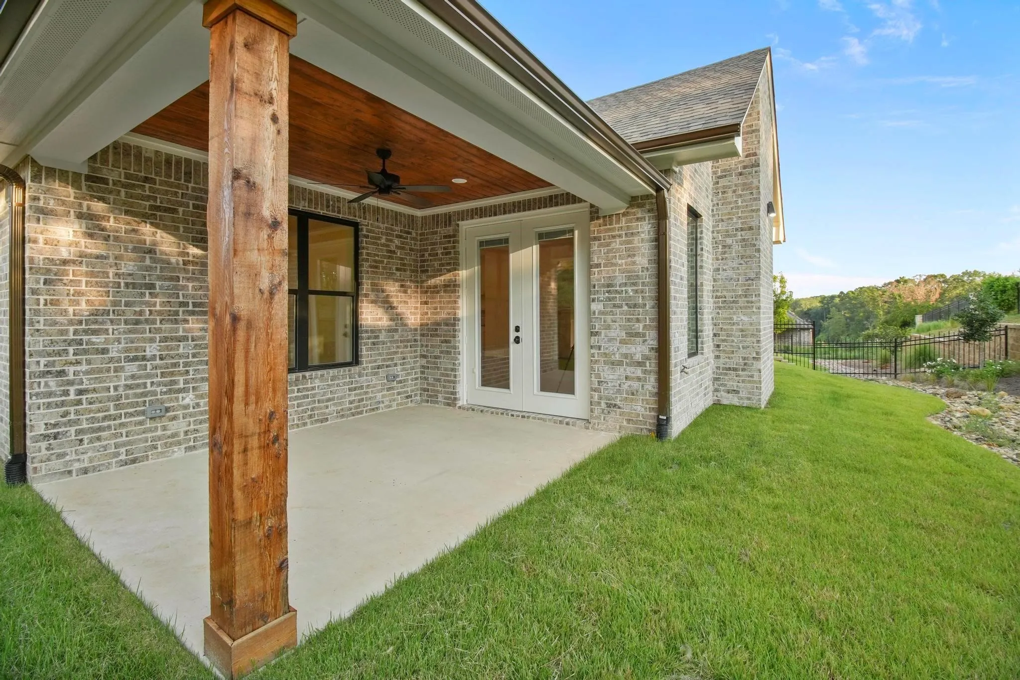 Single Family Residence For Sale in Smith County , 9244 Villas Court, Tyler, Texas 75703, 3 Bedroom, 3 Bathroom, 2 Garage spaces, 2,160 Sqft, built in 2025, mls#21310056, Real Estate Agent in Tyler, Homes For Sale in Smith county, Homes For Sale in Tyler, Realtor in Tyler Texas, Real Estate Brokerage Independent Realty Texas, Luminita Cordes Realtor