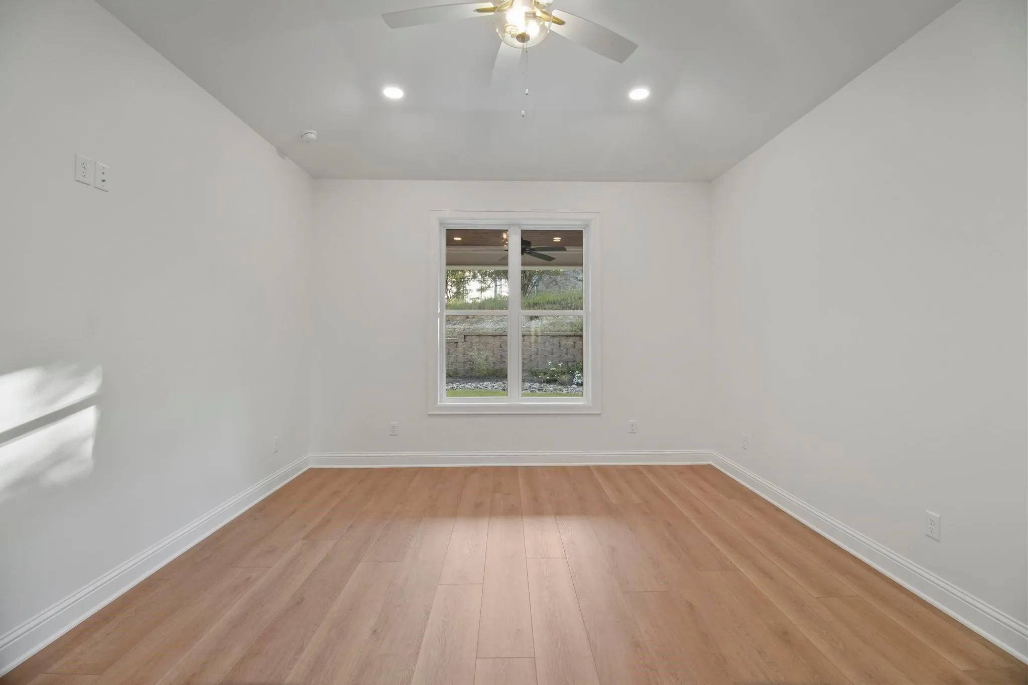 Single Family Residence For Sale in Smith County , 9244 Villas Court, Tyler, Texas 75703, 3 Bedroom, 3 Bathroom, 2 Garage spaces, 2,160 Sqft, built in 2025, mls#21310056, Real Estate Agent in Tyler, Homes For Sale in Smith county, Homes For Sale in Tyler, Realtor in Tyler Texas, Real Estate Brokerage Independent Realty Texas, Luminita Cordes Realtor