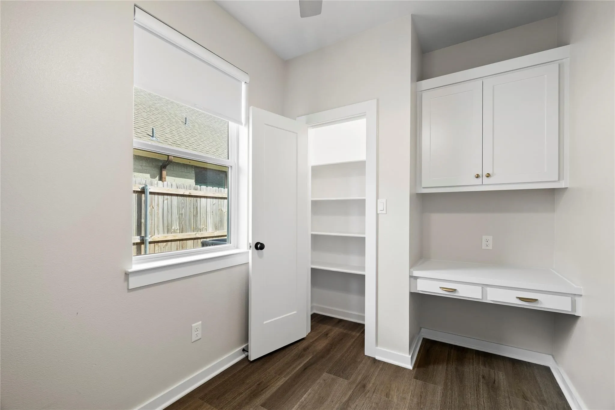 Single Family Residence For Sale in Smith County , 118 Sides Boulevard, Bullard, Texas 75757, 3 Bedrooms, 3 Bathrooms, 2 Garage spaces, 2,286 Sqft, built in 2022, Price $385,900, mls#21310073, Real Estate Agent in Bullard, Homes For Sale in Smith county, Homes For Sale in Bullard, Realtor in Bullard Texas, Real Estate Brokerage Independent Realty Texas, Luminita Cordes Realtor