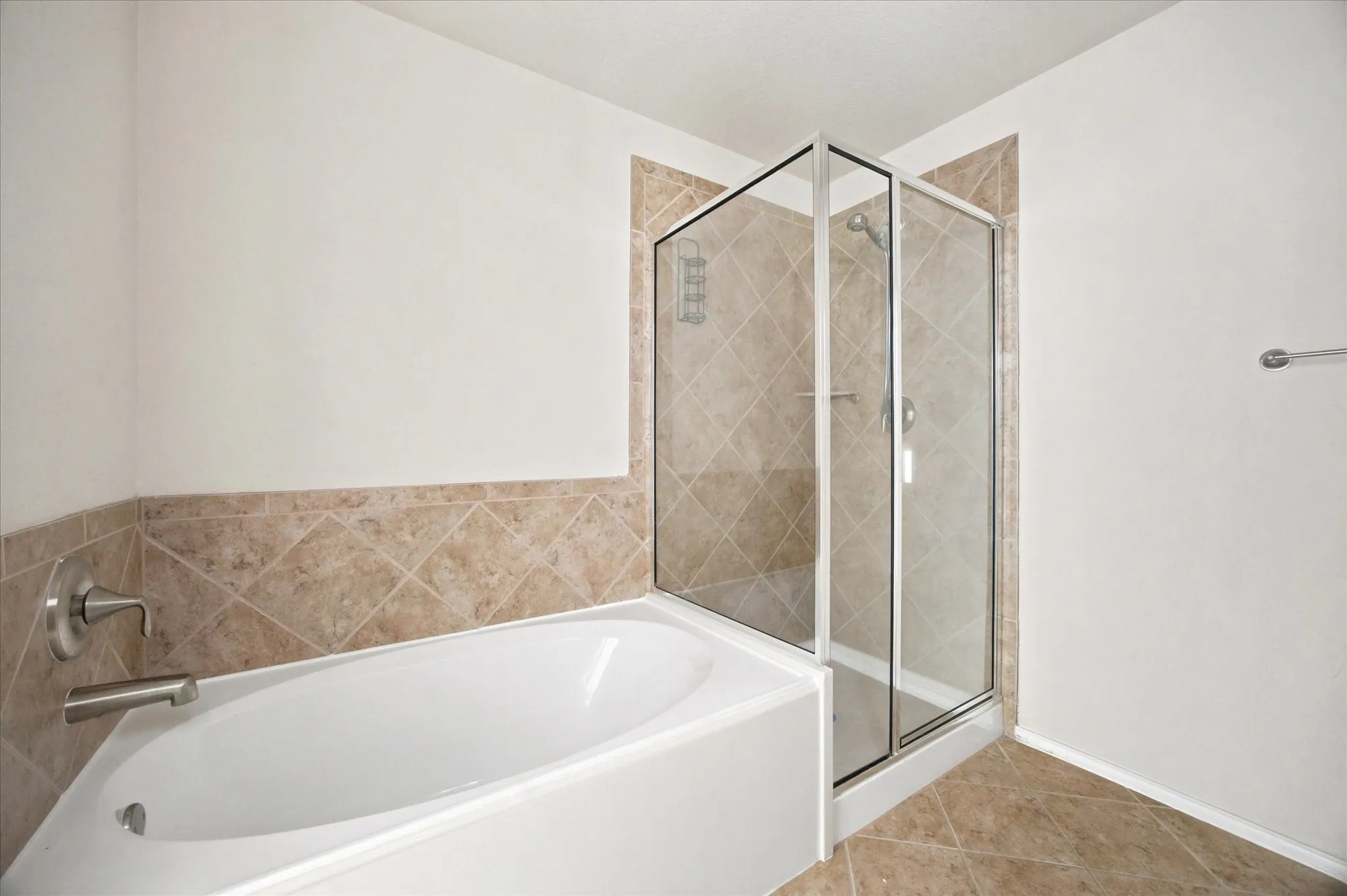Single Family Residence For Sale in Collin County , 716 Harrison Lane, Lavon, Texas 75166, 4 Bedroom, 2 Bathroom, 2 Garage spaces, 1,969 Sqft, built in 2012, mls#21310765, Real Estate Agent in Lavon, Homes For Sale in Collin county, Homes For Sale in Lavon, Realtor in Lavon Texas, Real Estate Brokerage Independent Realty Texas, Luminita Cordes Realtor