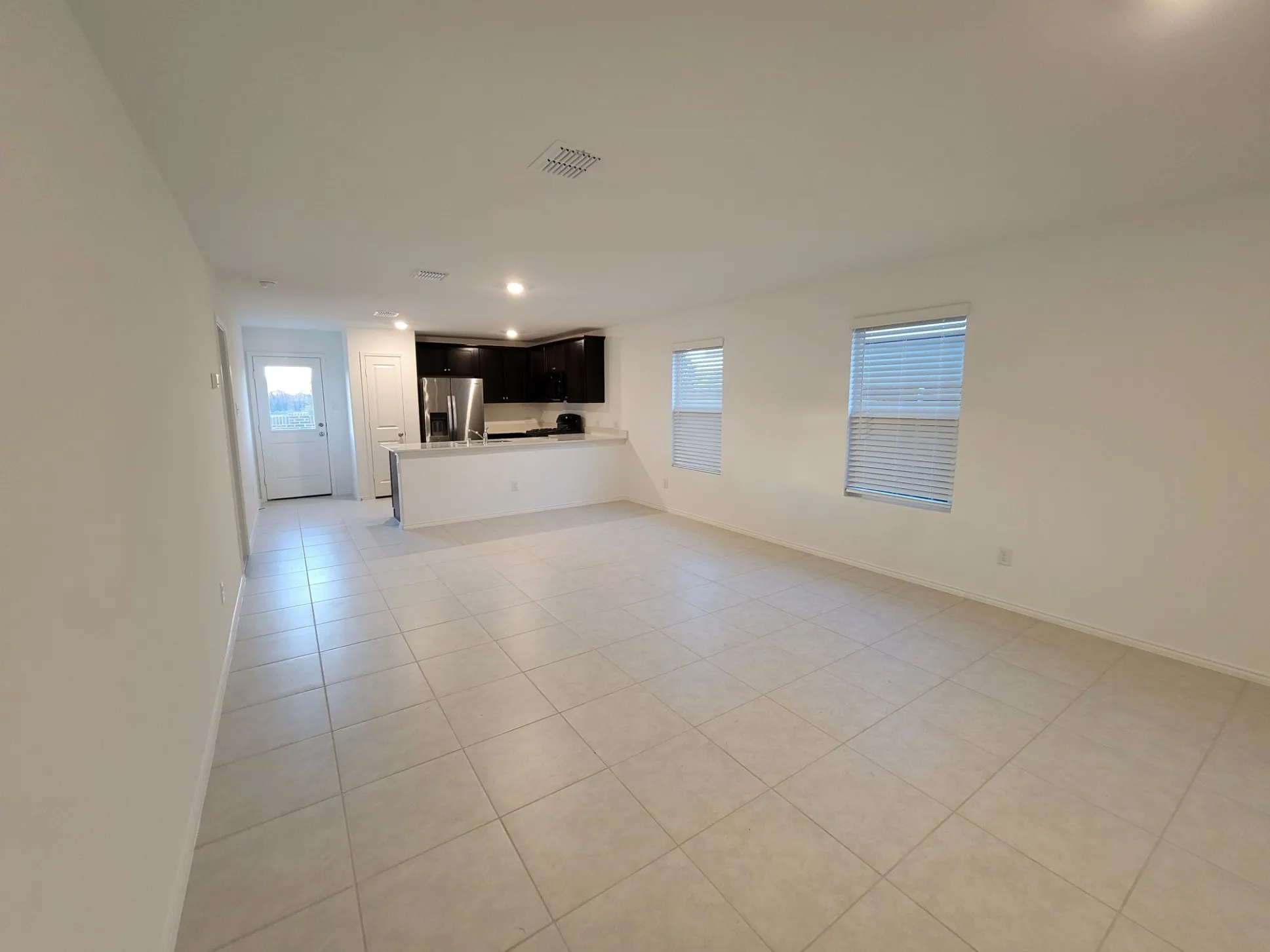 Single Family Residence For Rent in Collin County , 7513 Bluebell Lane, Mc Kinney, Texas 75071, 3 Bedroom, 2 Bathroom, 2 Garage spaces, 1,407 Sqft, built in 2022, mls#21310645, Real Estate Agent in Mc Kinney, Homes For Rent in Collin county, Homes For Rent in Mc Kinney, Realtor in Mc Kinney Texas, Real Estate Brokerage Independent Realty Texas, Luminita Cordes Realtor