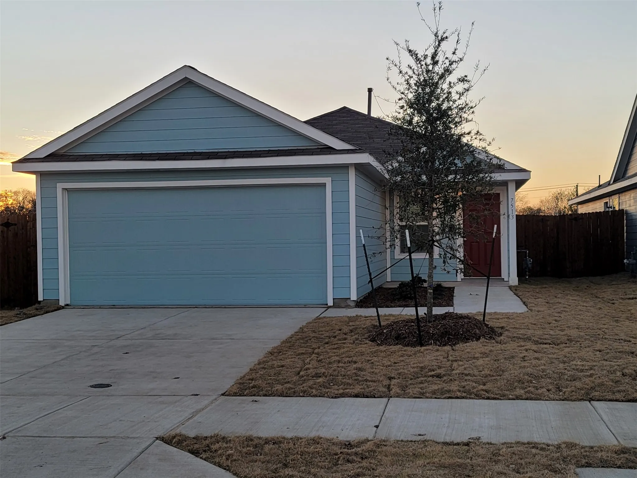 Single Family Residence For Rent in Collin County , 7513 Bluebell Lane, Mc Kinney, Texas 75071, 3 Bedroom, 2 Bathroom, 2 Garage spaces, 1,407 Sqft, built in 2022, mls#21310645, Real Estate Agent in Mc Kinney, Homes For Rent in Collin county, Homes For Rent in Mc Kinney, Realtor in Mc Kinney Texas, Real Estate Brokerage Independent Realty Texas, Luminita Cordes Realtor