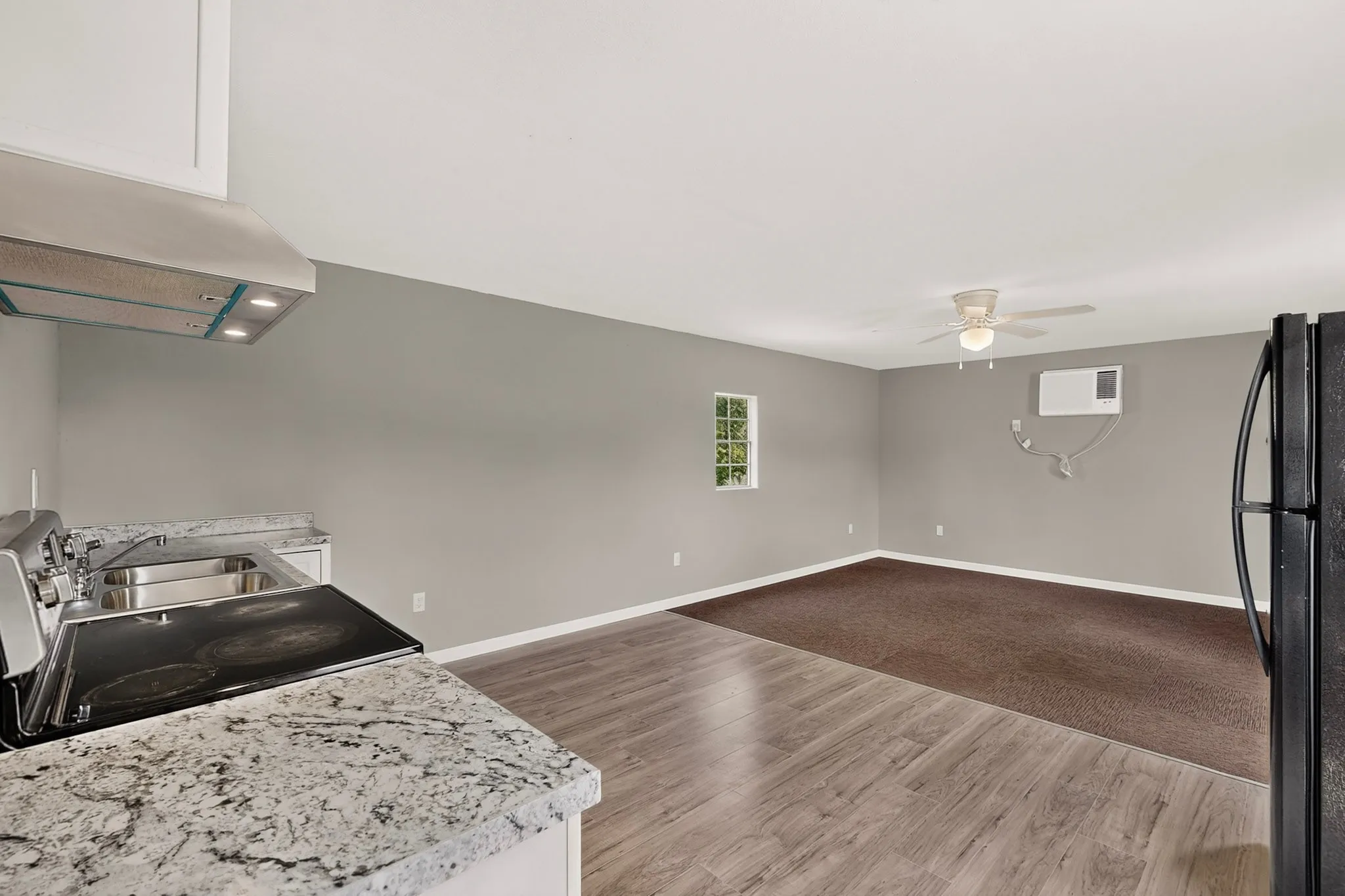 Single Family Residence For Rent in Johnson County , 1657 E 2nd Street, Cleburne, Texas 76031, 1 Bedroom, 1 Bathroom, Garage spaces, 624 Sqft, built in 2024, mls#21307945, Real Estate Agent in Cleburne, Homes For Rent in Johnson county, Homes For Rent in Cleburne, Realtor in Cleburne Texas, Real Estate Brokerage Independent Realty Texas, Luminita Cordes Realtor