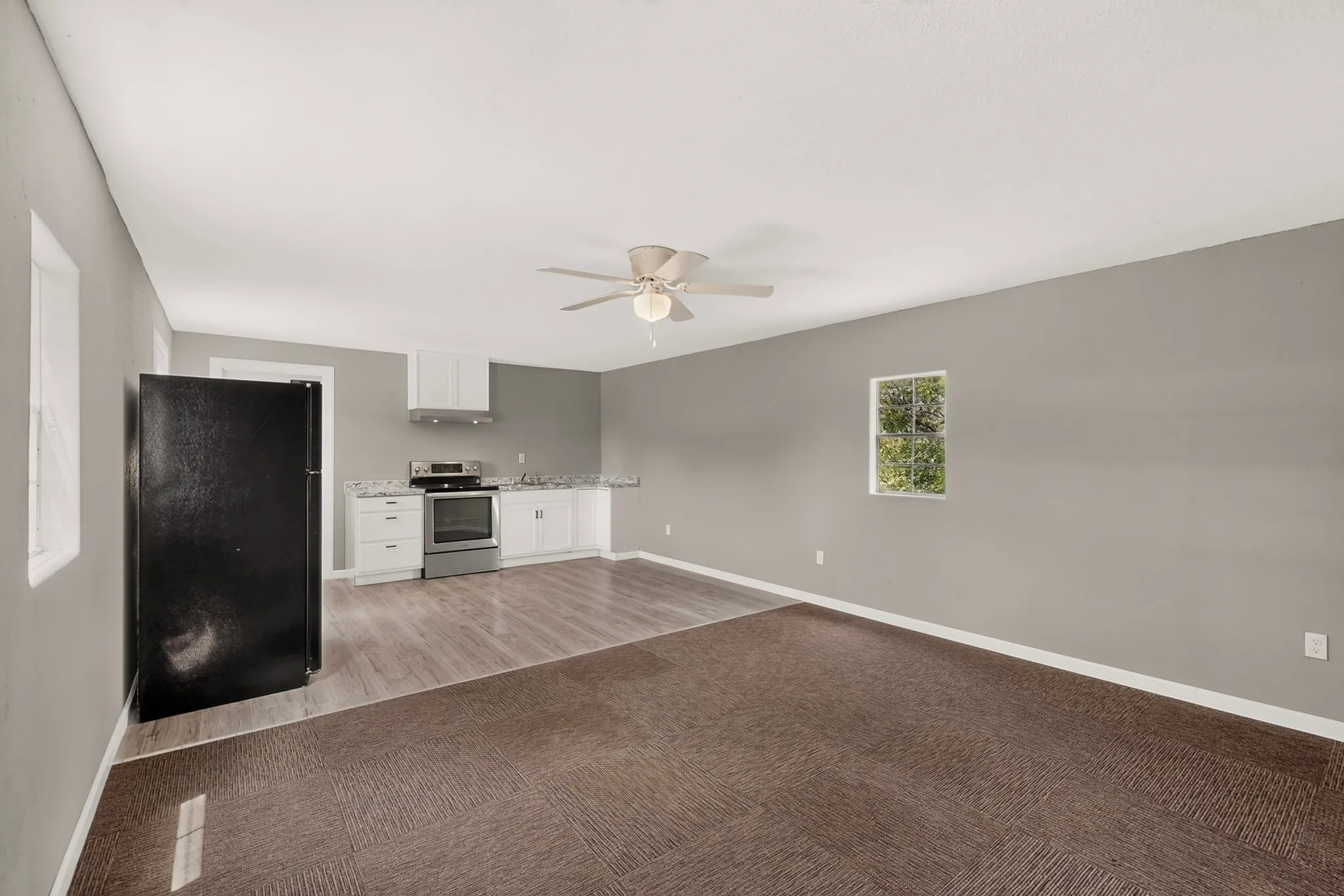 Single Family Residence For Rent in Johnson County , 1657 E 2nd Street, Cleburne, Texas 76031, 1 Bedroom, 1 Bathroom, Garage spaces, 624 Sqft, built in 2024, mls#21307945, Real Estate Agent in Cleburne, Homes For Rent in Johnson county, Homes For Rent in Cleburne, Realtor in Cleburne Texas, Real Estate Brokerage Independent Realty Texas, Luminita Cordes Realtor