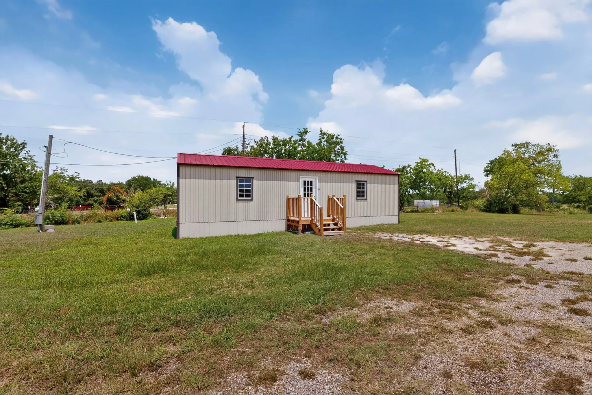 Single Family Residence For Rent in Johnson County , 1657 E 2nd Street, Cleburne, Texas 76031, 1 Bedroom, 1 Bathroom, Garage spaces, 624 Sqft, built in 2024, mls#21307945, Real Estate Agent in Cleburne, Homes For Rent in Johnson county, Homes For Rent in Cleburne, Realtor in Cleburne Texas, Real Estate Brokerage Independent Realty Texas, Luminita Cordes Realtor