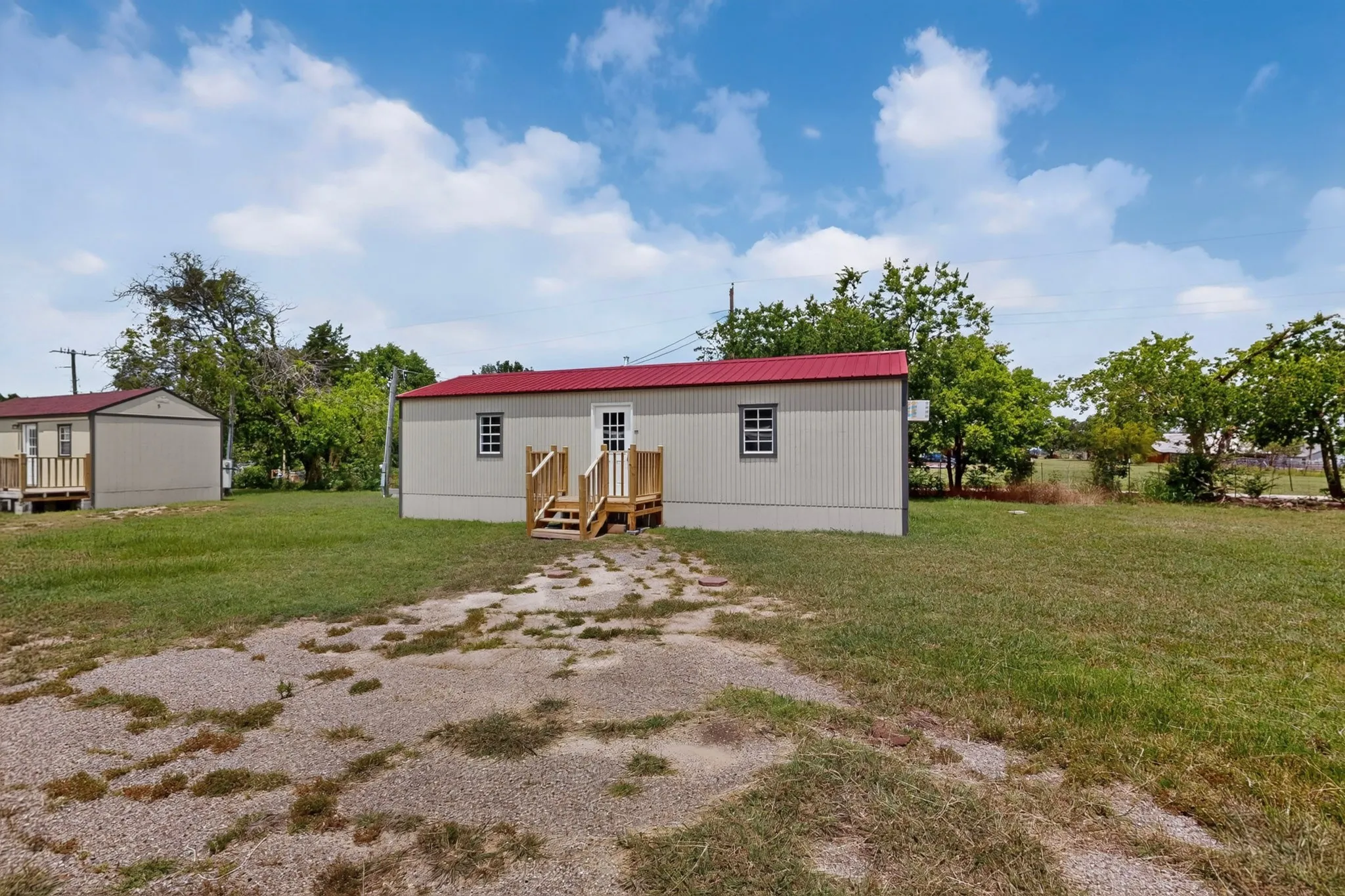 Single Family Residence For Rent in Johnson County , 1657 E 2nd Street, Cleburne, Texas 76031, 1 Bedroom, 1 Bathroom, Garage spaces, 624 Sqft, built in 2024, mls#21307945, Real Estate Agent in Cleburne, Homes For Rent in Johnson county, Homes For Rent in Cleburne, Realtor in Cleburne Texas, Real Estate Brokerage Independent Realty Texas, Luminita Cordes Realtor