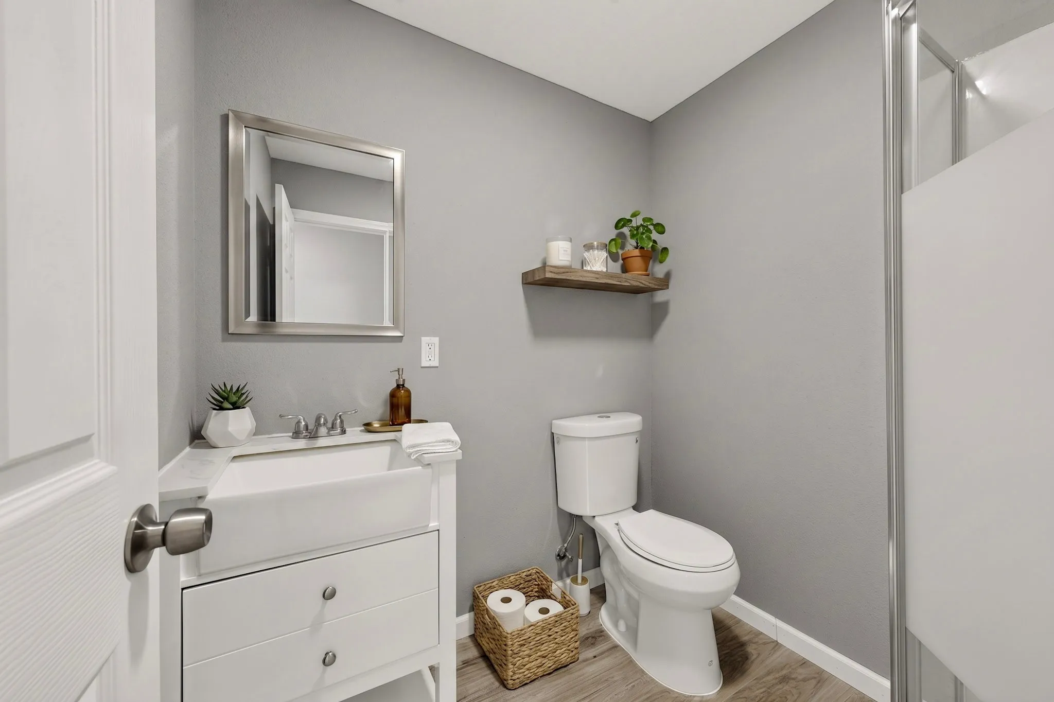 Single Family Residence For Rent in Johnson County , 1657 E 2nd Street, Cleburne, Texas 76031, 1 Bedroom, 1 Bathroom, Garage spaces, 624 Sqft, built in 2024, mls#21307945, Real Estate Agent in Cleburne, Homes For Rent in Johnson county, Homes For Rent in Cleburne, Realtor in Cleburne Texas, Real Estate Brokerage Independent Realty Texas, Luminita Cordes Realtor