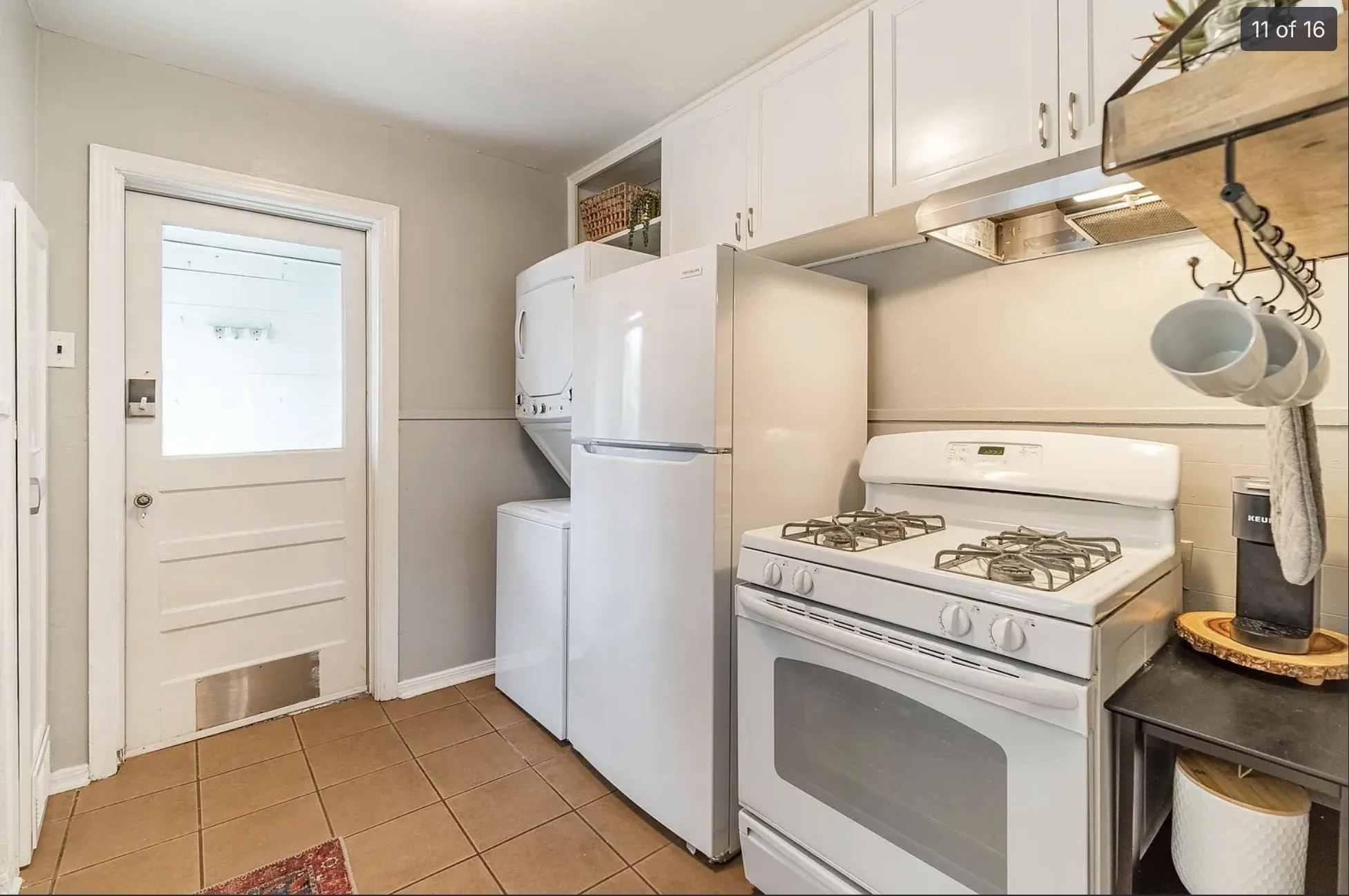 Single Family Residence For Rent in Dallas County , 1201 W Alan Avenue, Carrollton, Texas 75006, 2 Bedroom, 1 Bathroom, 1 Garage spaces, 906 Sqft, built in 1951, mls#21309831, Real Estate Agent in Carrollton, Homes For Rent in Dallas county, Homes For Rent in Carrollton, Realtor in Carrollton Texas, Real Estate Brokerage Independent Realty Texas, Luminita Cordes Realtor