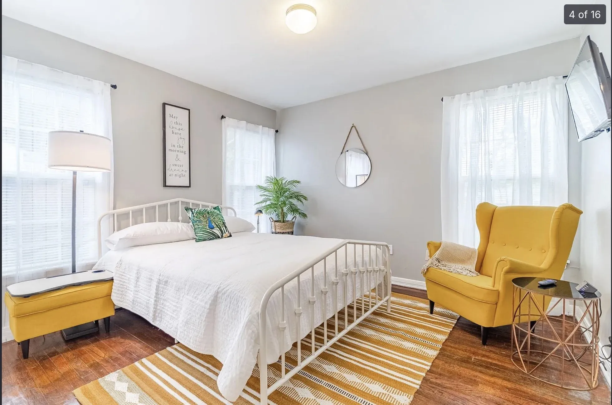 Single Family Residence For Rent in Dallas County , 1201 W Alan Avenue, Carrollton, Texas 75006, 2 Bedroom, 1 Bathroom, 1 Garage spaces, 906 Sqft, built in 1951, mls#21309831, Real Estate Agent in Carrollton, Homes For Rent in Dallas county, Homes For Rent in Carrollton, Realtor in Carrollton Texas, Real Estate Brokerage Independent Realty Texas, Luminita Cordes Realtor