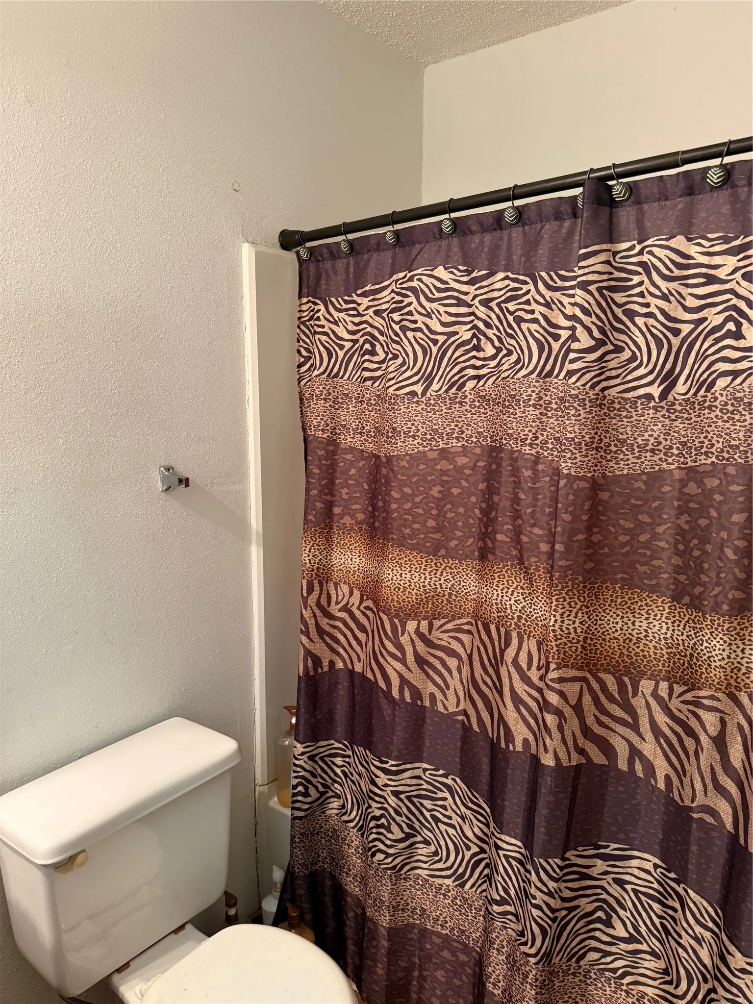 Single Family Residence For Sale in Erath County , 417 W Harris Street, Dublin, Texas 76446, 4 Bedroom, 2 Bathroom, Garage spaces, 1,432 Sqft, built in 2002, Price $215,000, mls#21310792, Real Estate Agent in Dublin, Homes For Sale in Erath county, Homes For Sale in Dublin, Realtor in Dublin Texas, Real Estate Brokerage Independent Realty Texas, Luminita Cordes Realtor