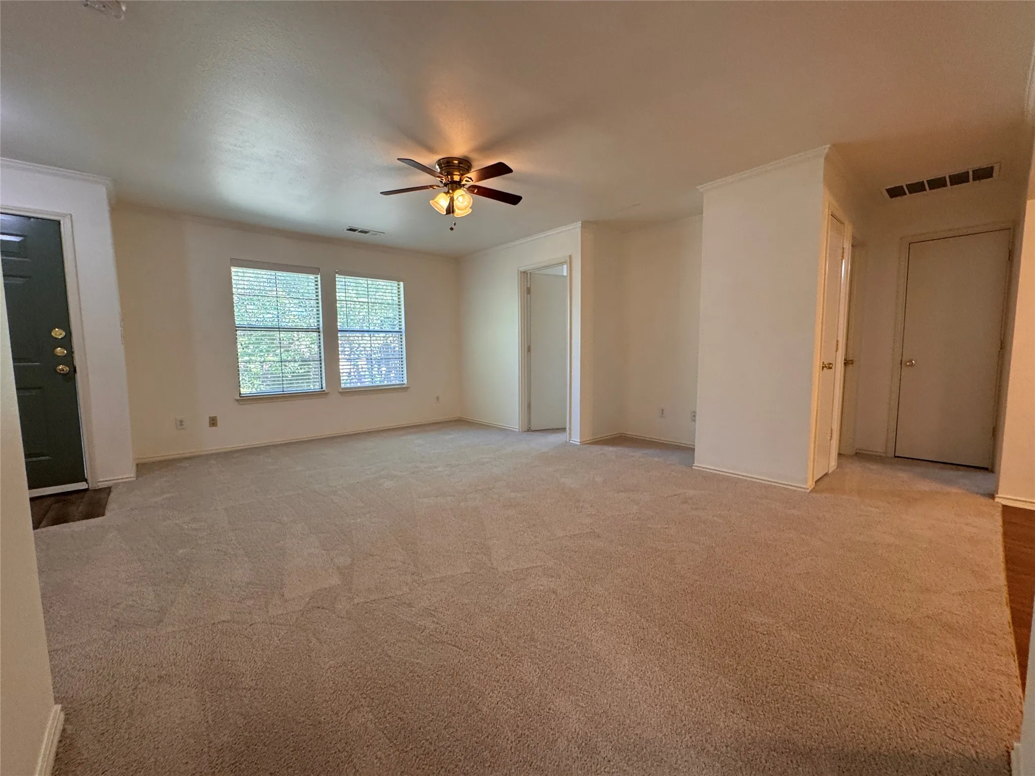 Duplex For Rent in Collin County , 414 N Jackson Avenue A, Wylie, Texas 75098, 3 Bedroom, 2 Bathroom, 1 Garage spaces, 1,315 Sqft, built in 2004, mls#21309581, Real Estate Agent in Wylie, Homes For Rent in Collin county, Homes For Rent in Wylie, Realtor in Wylie Texas, Real Estate Brokerage Independent Realty Texas, Luminita Cordes Realtor