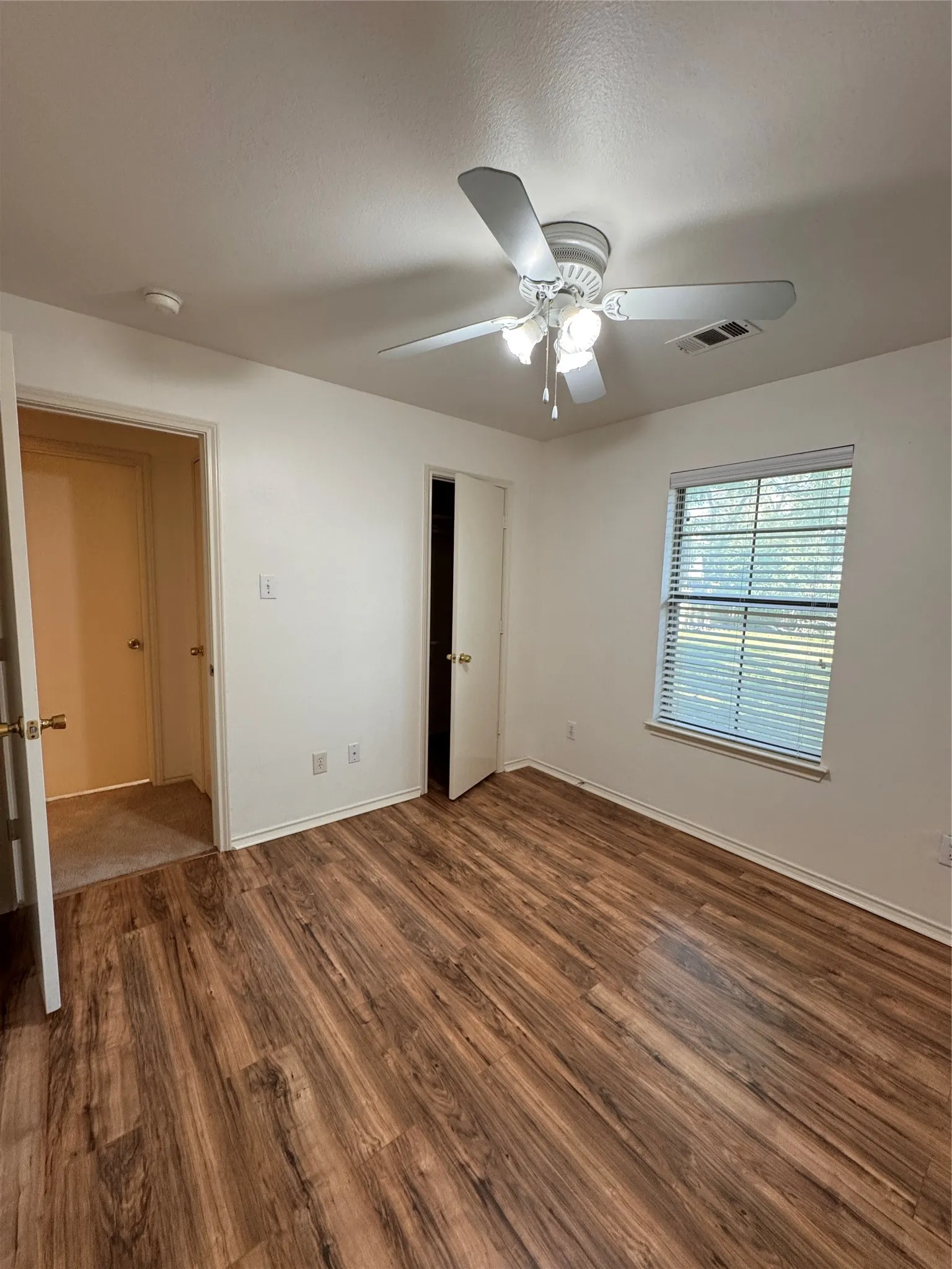 Duplex For Rent in Collin County , 414 N Jackson Avenue A, Wylie, Texas 75098, 3 Bedroom, 2 Bathroom, 1 Garage spaces, 1,315 Sqft, built in 2004, mls#21309581, Real Estate Agent in Wylie, Homes For Rent in Collin county, Homes For Rent in Wylie, Realtor in Wylie Texas, Real Estate Brokerage Independent Realty Texas, Luminita Cordes Realtor