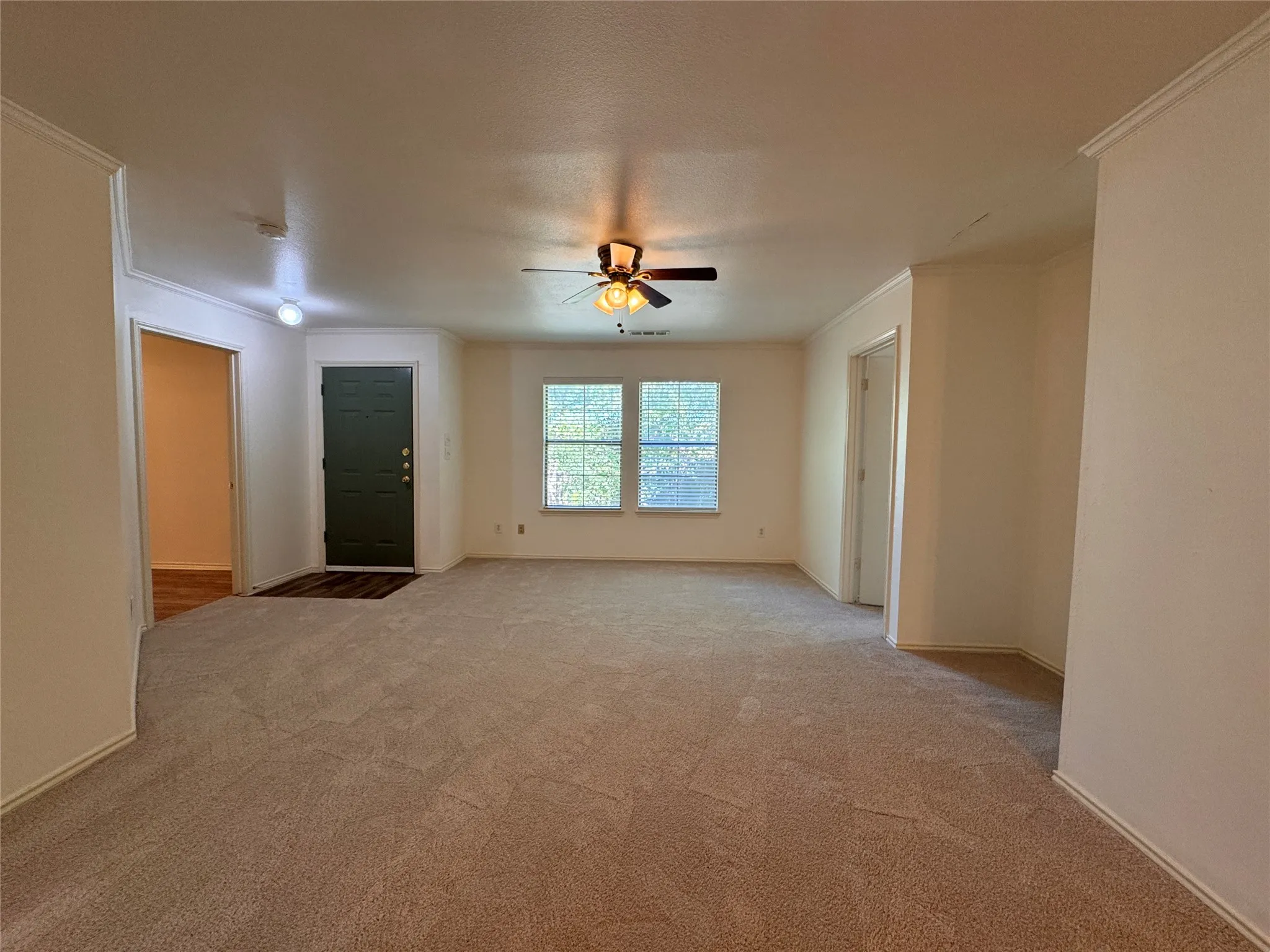 Duplex For Rent in Collin County , 414 N Jackson Avenue A, Wylie, Texas 75098, 3 Bedroom, 2 Bathroom, 1 Garage spaces, 1,315 Sqft, built in 2004, mls#21309581, Real Estate Agent in Wylie, Homes For Rent in Collin county, Homes For Rent in Wylie, Realtor in Wylie Texas, Real Estate Brokerage Independent Realty Texas, Luminita Cordes Realtor