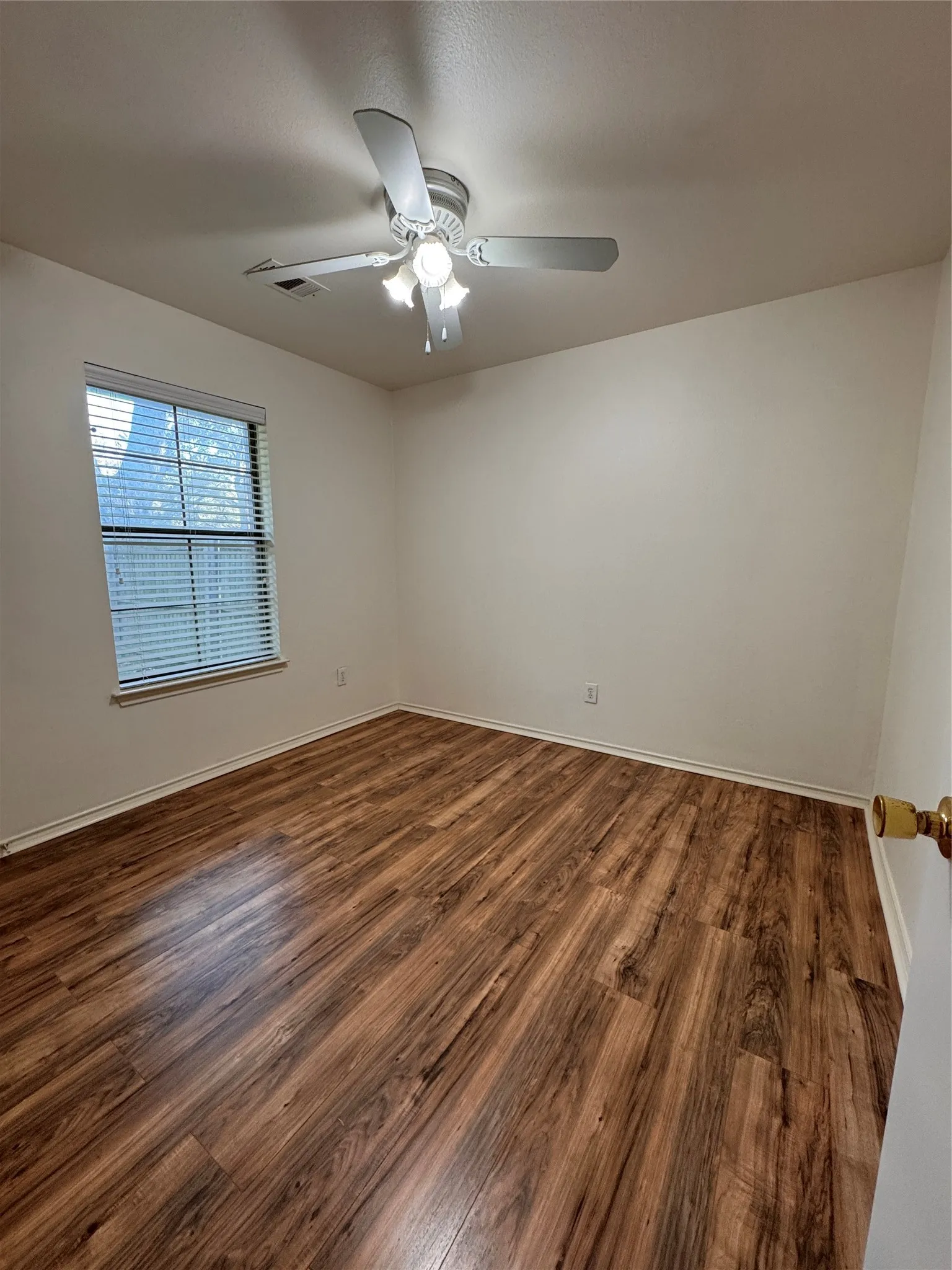 Duplex For Rent in Collin County , 414 N Jackson Avenue A, Wylie, Texas 75098, 3 Bedroom, 2 Bathroom, 1 Garage spaces, 1,315 Sqft, built in 2004, mls#21309581, Real Estate Agent in Wylie, Homes For Rent in Collin county, Homes For Rent in Wylie, Realtor in Wylie Texas, Real Estate Brokerage Independent Realty Texas, Luminita Cordes Realtor