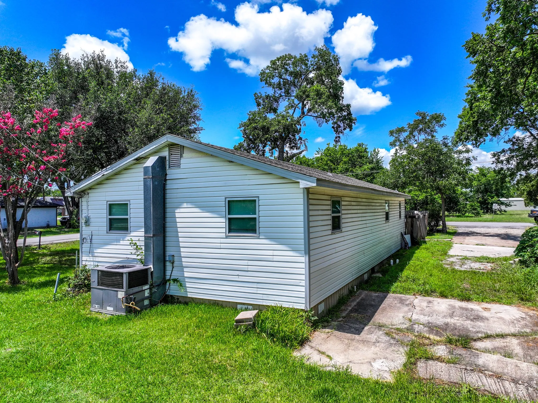 Office For Sale in Rockwall County , 400 C B Davidson, Fate, Texas 75087, 0, 0, Garage spaces, 0 Sqft, built in 1990, Price $499,990, mls#21310031, Real Estate Agent in Fate, Homes For Sale in Rockwall county, Homes For Sale in Fate, Realtor in Fate Texas, Real Estate Brokerage Independent Realty Texas, Luminita Cordes Realtor