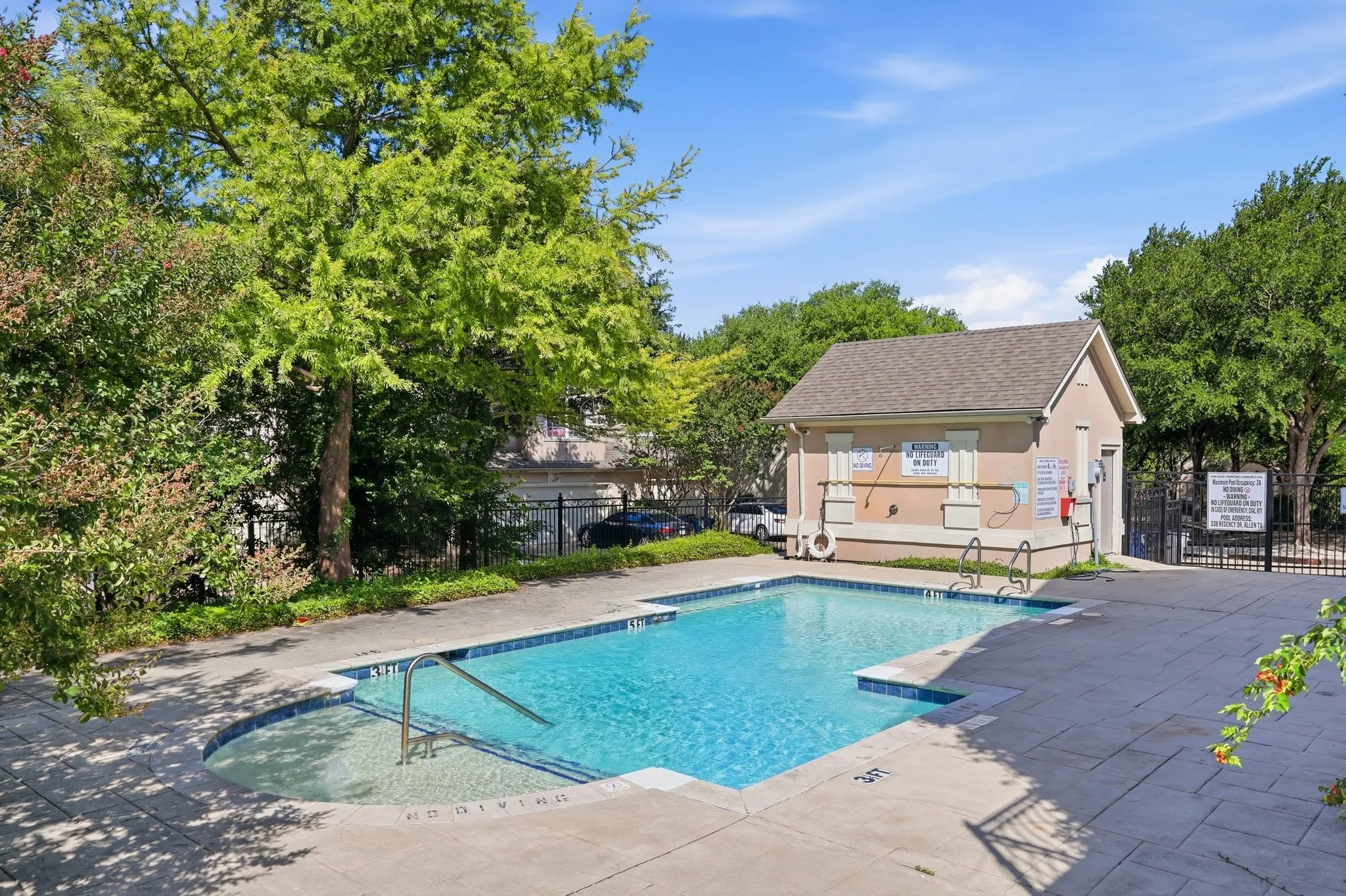 Townhouse For Sale in Collin County , 341 Regency Drive, Allen, Texas 75002, 3 Bedroom, 3 Bathroom, 2 Garage spaces, 1,894 Sqft, built in 2008, mls#21306514, Real Estate Agent in Allen, Homes For Sale in Collin county, Homes For Sale in Allen, Realtor in Allen Texas, Real Estate Brokerage Independent Realty Texas, Luminita Cordes Realtor