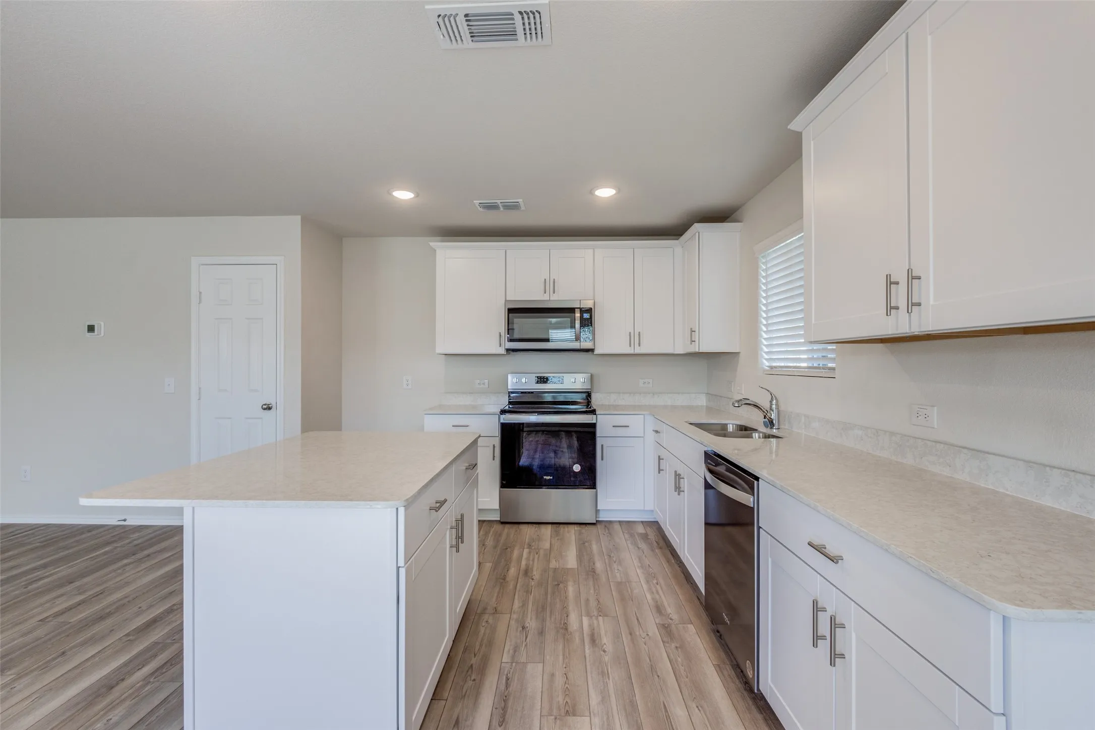 Single Family Residence For Rent in Collin County , 877 Table Rock Street, Princeton, Texas 75407, 4 Bedroom, 3 Bathroom, 2 Garage spaces, 2,419 Sqft, built in 2023, mls#21310814, Real Estate Agent in Princeton, Homes For Rent in Collin county, Homes For Rent in Princeton, Realtor in Princeton Texas, Real Estate Brokerage Independent Realty Texas, Luminita Cordes Realtor