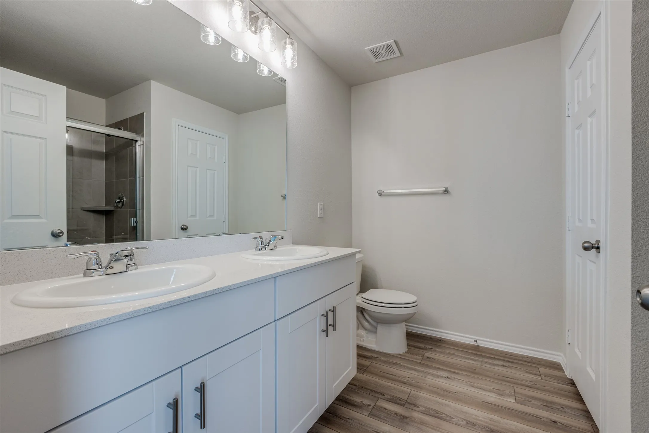 Single Family Residence For Rent in Collin County , 877 Table Rock Street, Princeton, Texas 75407, 4 Bedroom, 3 Bathroom, 2 Garage spaces, 2,419 Sqft, built in 2023, mls#21310814, Real Estate Agent in Princeton, Homes For Rent in Collin county, Homes For Rent in Princeton, Realtor in Princeton Texas, Real Estate Brokerage Independent Realty Texas, Luminita Cordes Realtor