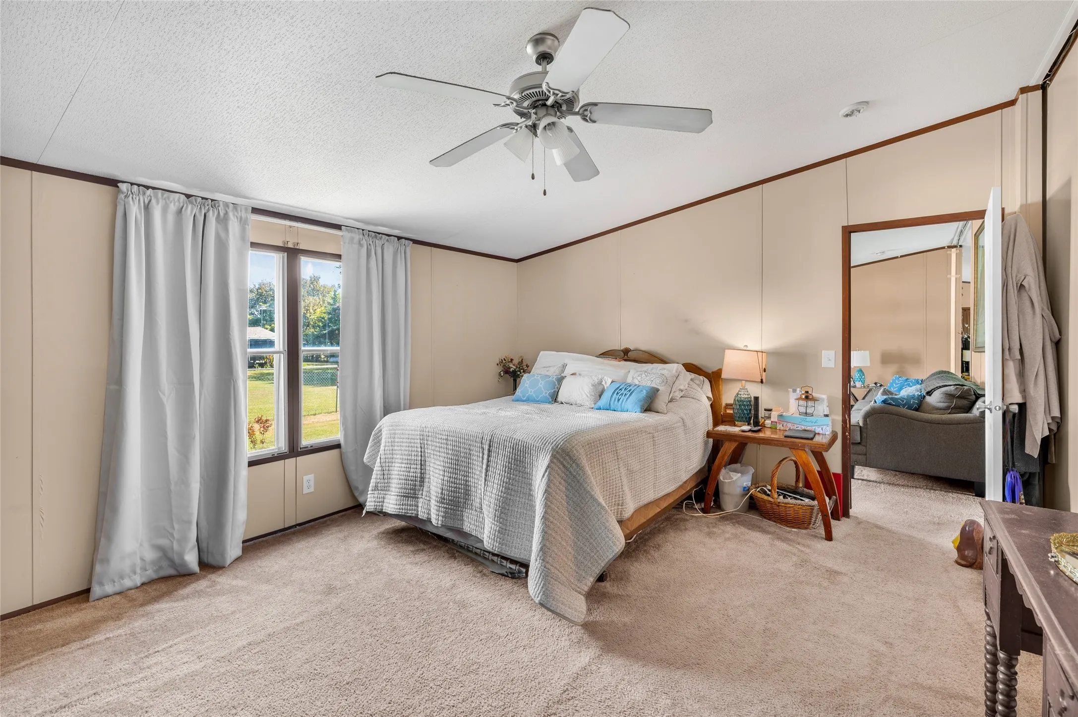 Mobile Home For Sale in Grayson County , 428 Pennell Road, Sherman, Texas 75090, 3 Bedroom, 2 Bathroom, Garage spaces, 1,680 Sqft, built in 1984, mls#21272143, Real Estate Agent in Sherman, Homes For Sale in Grayson county, Homes For Sale in Sherman, Realtor in Sherman Texas, Real Estate Brokerage Independent Realty Texas, Luminita Cordes Realtor