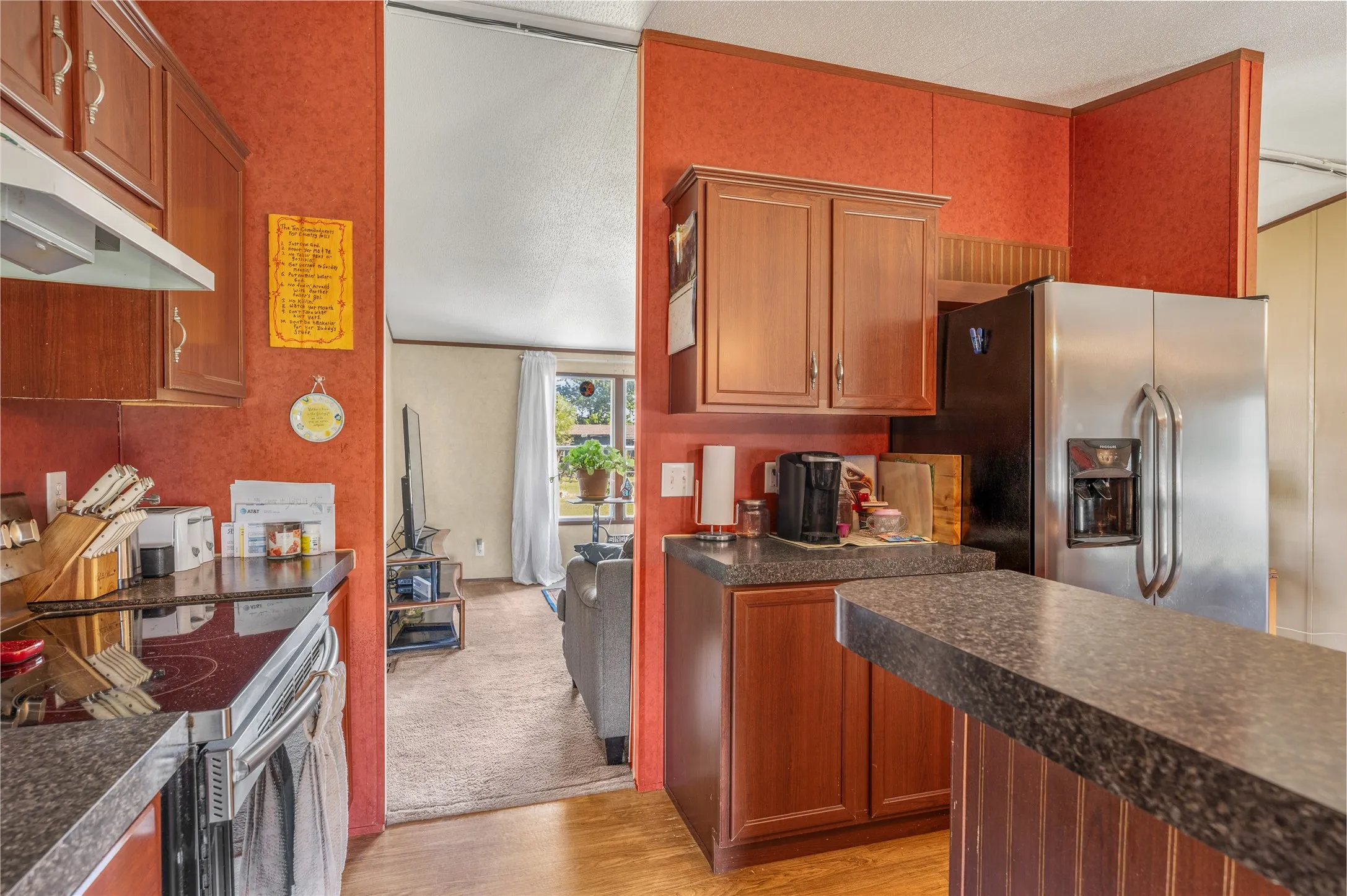 Mobile Home For Sale in Grayson County , 428 Pennell Road, Sherman, Texas 75090, 3 Bedroom, 2 Bathroom, Garage spaces, 1,680 Sqft, built in 1984, mls#21272143, Real Estate Agent in Sherman, Homes For Sale in Grayson county, Homes For Sale in Sherman, Realtor in Sherman Texas, Real Estate Brokerage Independent Realty Texas, Luminita Cordes Realtor