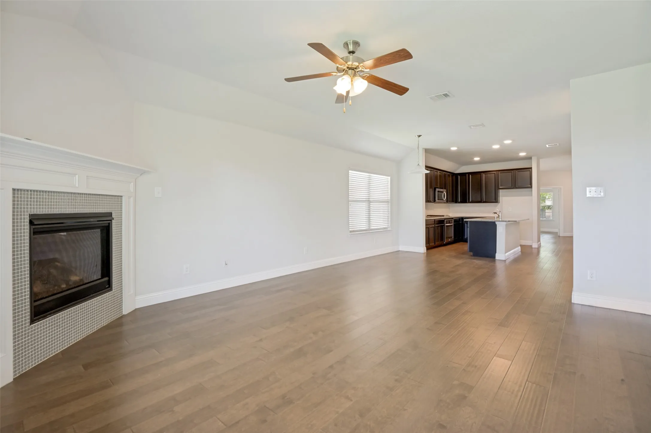 Single Family Residence For Rent in Denton County , 4541 Conrad Avenue, Celina, Texas 76227, 3 Bedroom, 2 Bathroom, 2 Garage spaces, 2,036 Sqft, built in 2018, Price $2,400, mls#21310803, Real Estate Agent in Celina, Homes For Rent in Denton county, Homes For Rent in Celina, Realtor in Celina Texas, Real Estate Brokerage Independent Realty Texas, Luminita Cordes Realtor