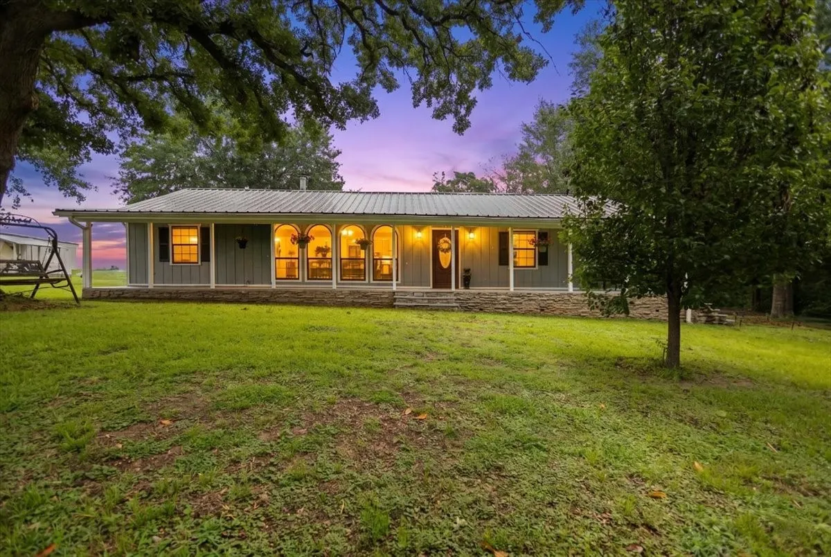 Farm For Sale in Upshur County , 3989 Bob O Link Road, Gilmer, Texas 75645, 4 Bedroom, 2 Bathroom, Garage spaces, 2,232 Sqft, built in 1992, mls#21310844, Real Estate Agent in Gilmer, Homes For Sale in Upshur county, Homes For Sale in Gilmer, Realtor in Gilmer Texas, Real Estate Brokerage Independent Realty Texas, Luminita Cordes Realtor