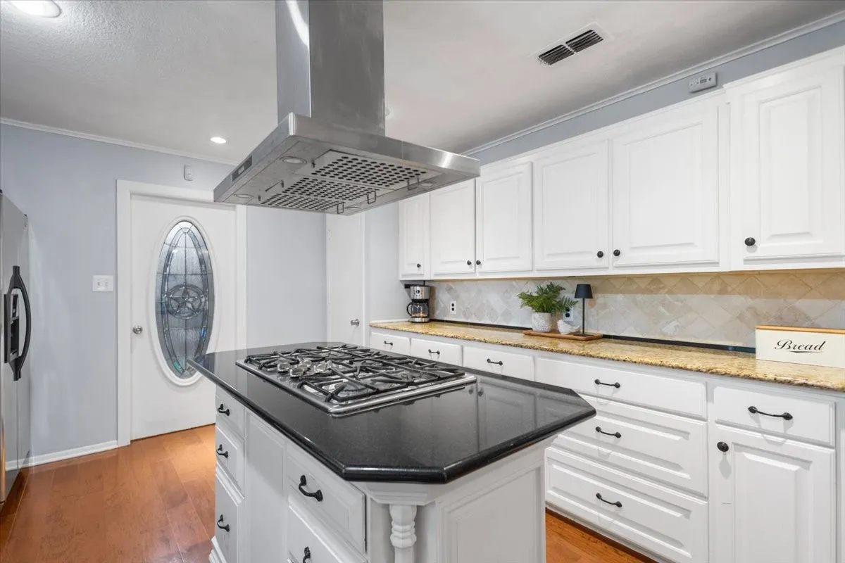 Farm For Sale in Upshur County , 3989 Bob O Link Road, Gilmer, Texas 75645, 4 Bedroom, 2 Bathroom, Garage spaces, 2,232 Sqft, built in 1992, mls#21310844, Real Estate Agent in Gilmer, Homes For Sale in Upshur county, Homes For Sale in Gilmer, Realtor in Gilmer Texas, Real Estate Brokerage Independent Realty Texas, Luminita Cordes Realtor