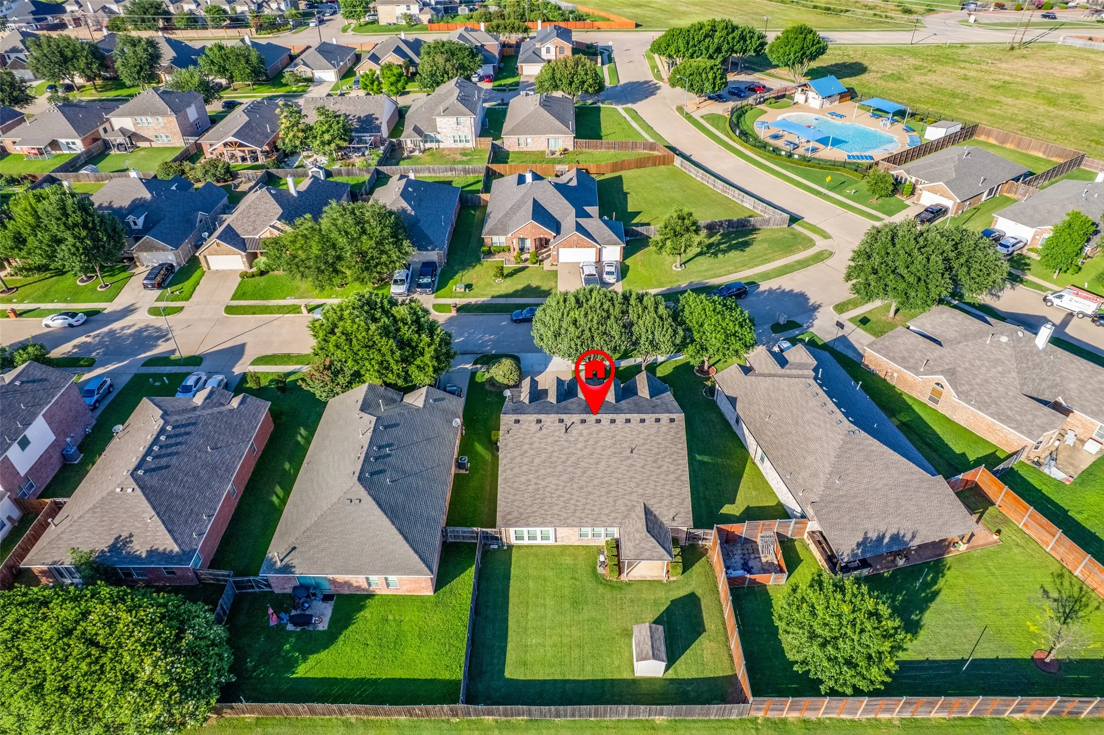 Single Family Residence For Sale in Tarrant County , 5839 Twilight Drive, Grand Prairie, Texas 75052, 3 Bedroom, 2 Bathroom, 2 Garage spaces, 2,142 Sqft, built in 2006, mls#21309027, Real Estate Agent in Grand Prairie, Homes For Sale in Tarrant county, Homes For Sale in Grand Prairie, Realtor in Grand Prairie Texas, Real Estate Brokerage Independent Realty Texas, Luminita Cordes Realtor