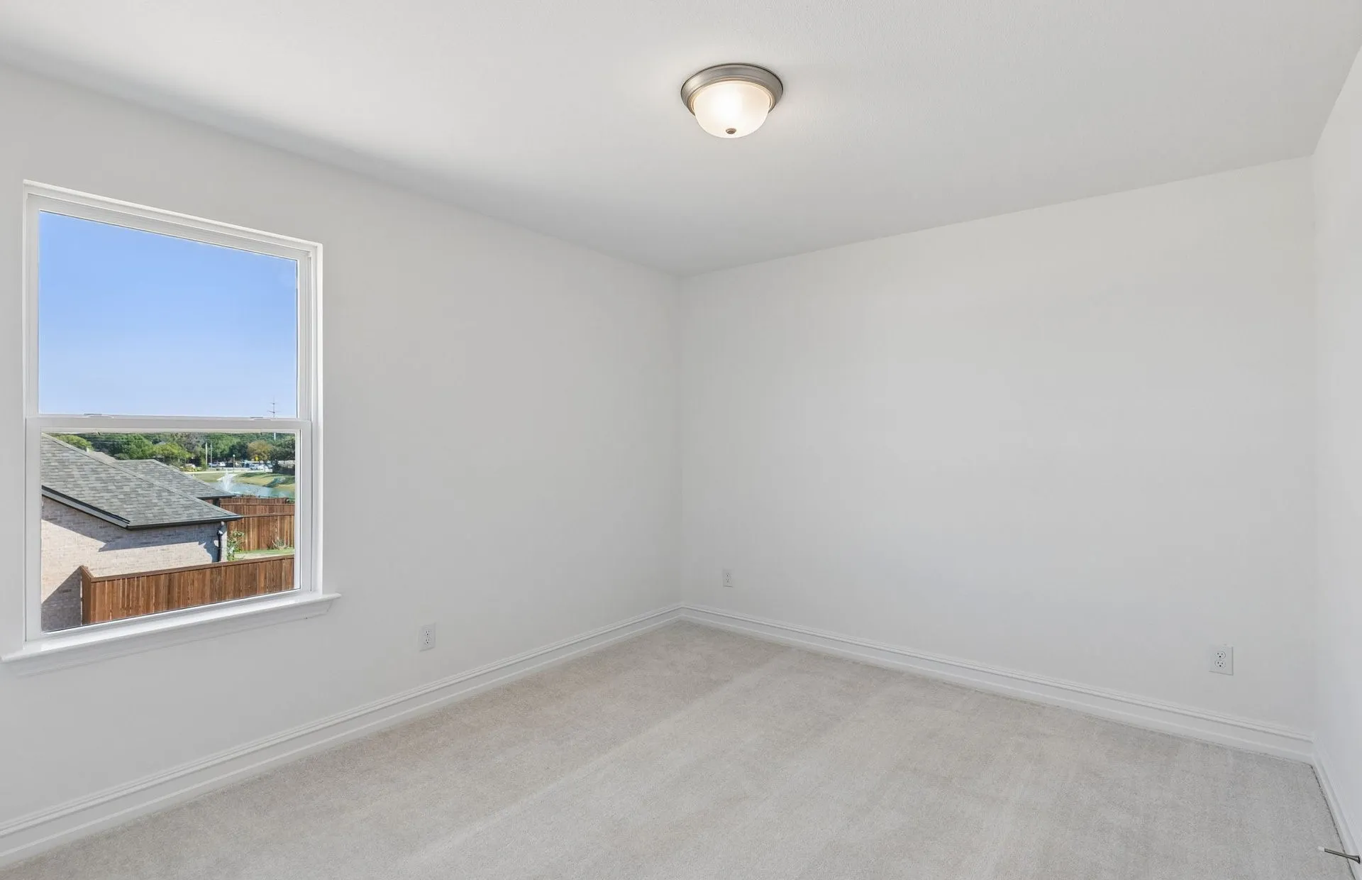 Spacious secondary bedroom