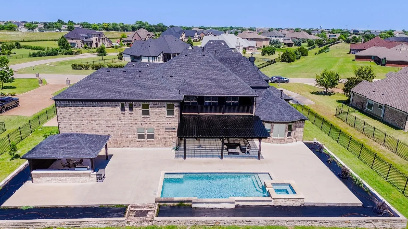 Single Family Residence For Sale in Collin County , 5805 Middleton Drive, Parker, Texas 75002, 6 Bedroom, 7 Bathroom, 3 Garage spaces, 8,020 Sqft, built in 2017, mls#21305676, Real Estate Agent in Parker, Homes For Sale in Collin county, Homes For Sale in Parker, Realtor in Parker Texas, Real Estate Brokerage Independent Realty Texas, Luminita Cordes Realtor