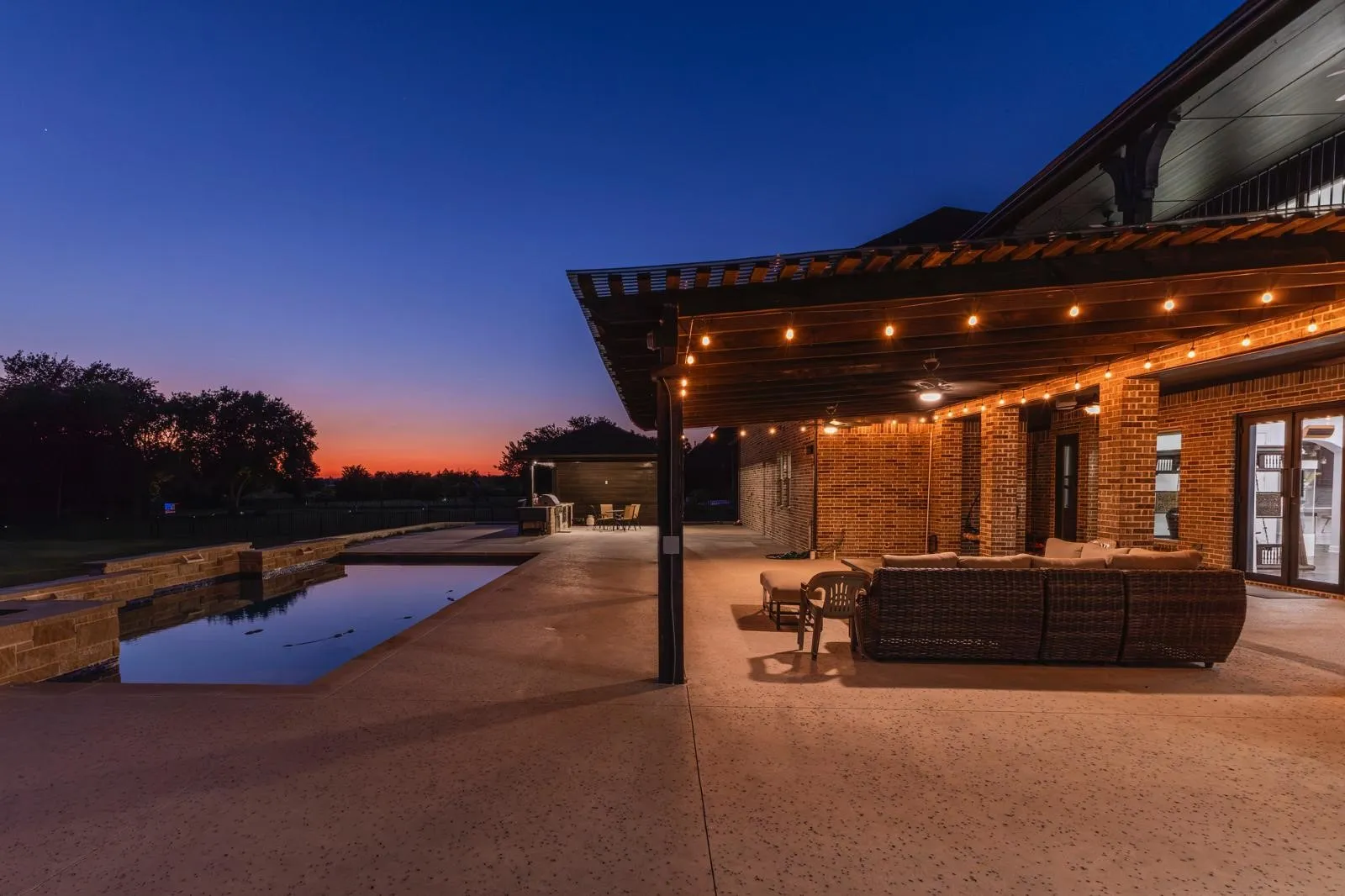 Single Family Residence For Sale in Collin County , 5805 Middleton Drive, Parker, Texas 75002, 6 Bedroom, 7 Bathroom, 3 Garage spaces, 8,020 Sqft, built in 2017, mls#21305676, Real Estate Agent in Parker, Homes For Sale in Collin county, Homes For Sale in Parker, Realtor in Parker Texas, Real Estate Brokerage Independent Realty Texas, Luminita Cordes Realtor