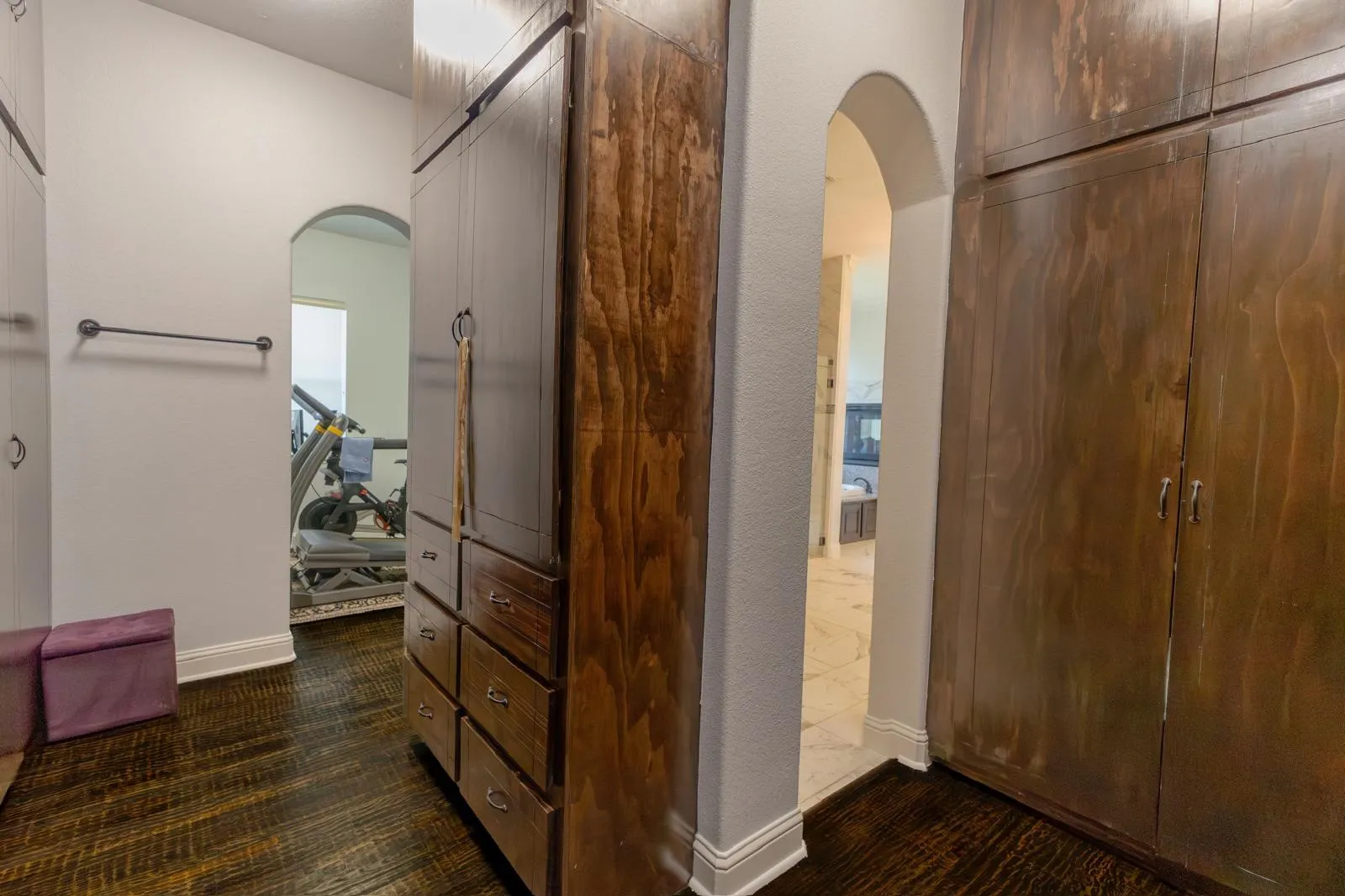 Single Family Residence For Sale in Collin County , 5805 Middleton Drive, Parker, Texas 75002, 6 Bedroom, 7 Bathroom, 3 Garage spaces, 8,020 Sqft, built in 2017, mls#21305676, Real Estate Agent in Parker, Homes For Sale in Collin county, Homes For Sale in Parker, Realtor in Parker Texas, Real Estate Brokerage Independent Realty Texas, Luminita Cordes Realtor