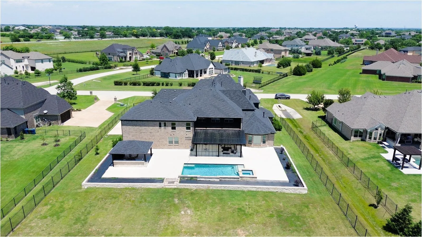 Single Family Residence For Sale in Collin County , 5805 Middleton Drive, Parker, Texas 75002, 6 Bedroom, 7 Bathroom, 3 Garage spaces, 8,020 Sqft, built in 2017, mls#21305676, Real Estate Agent in Parker, Homes For Sale in Collin county, Homes For Sale in Parker, Realtor in Parker Texas, Real Estate Brokerage Independent Realty Texas, Luminita Cordes Realtor